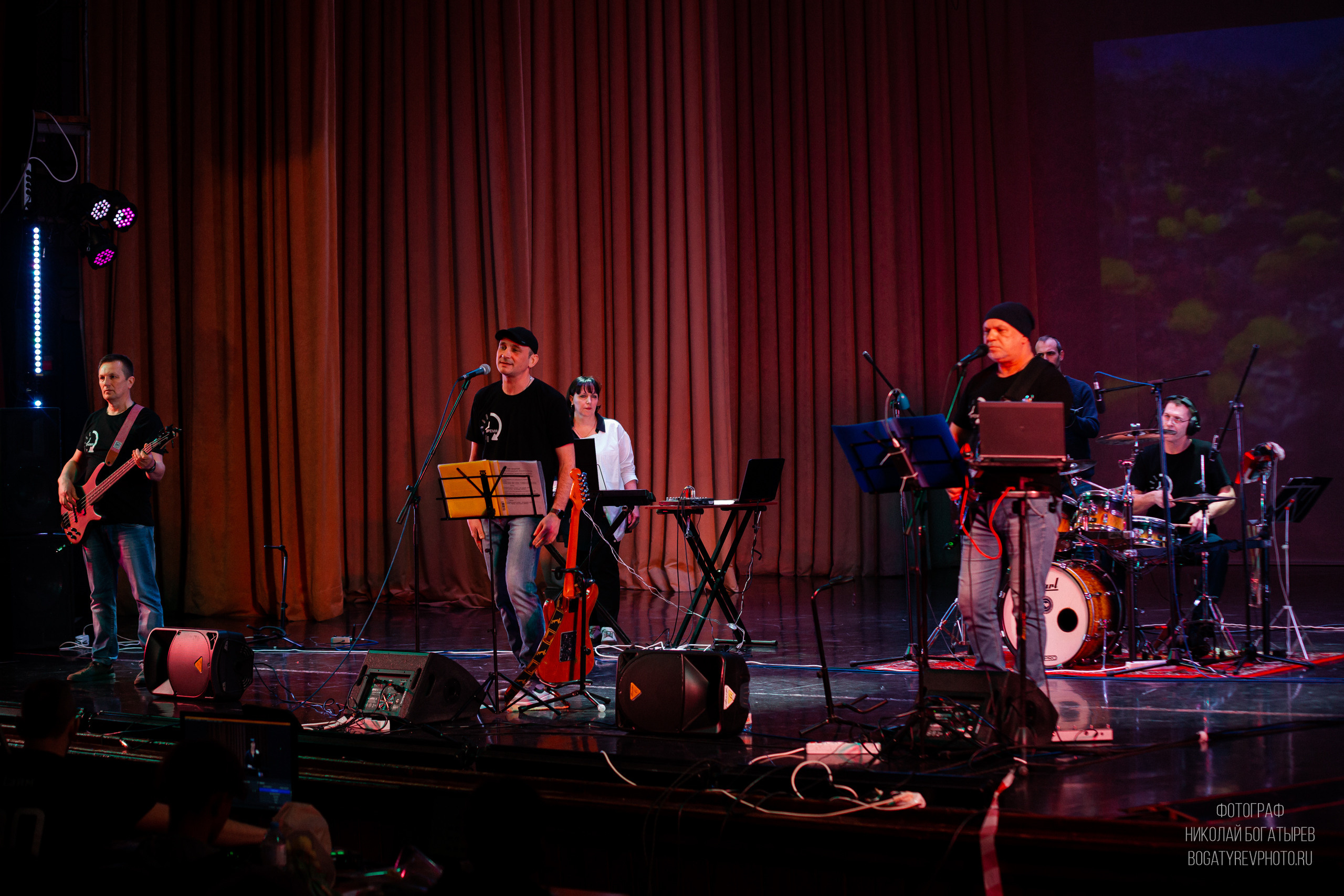 Время — Для вас!)) фотосъемка выступления. Профессиональный фотограф в Мценске и Орловской области