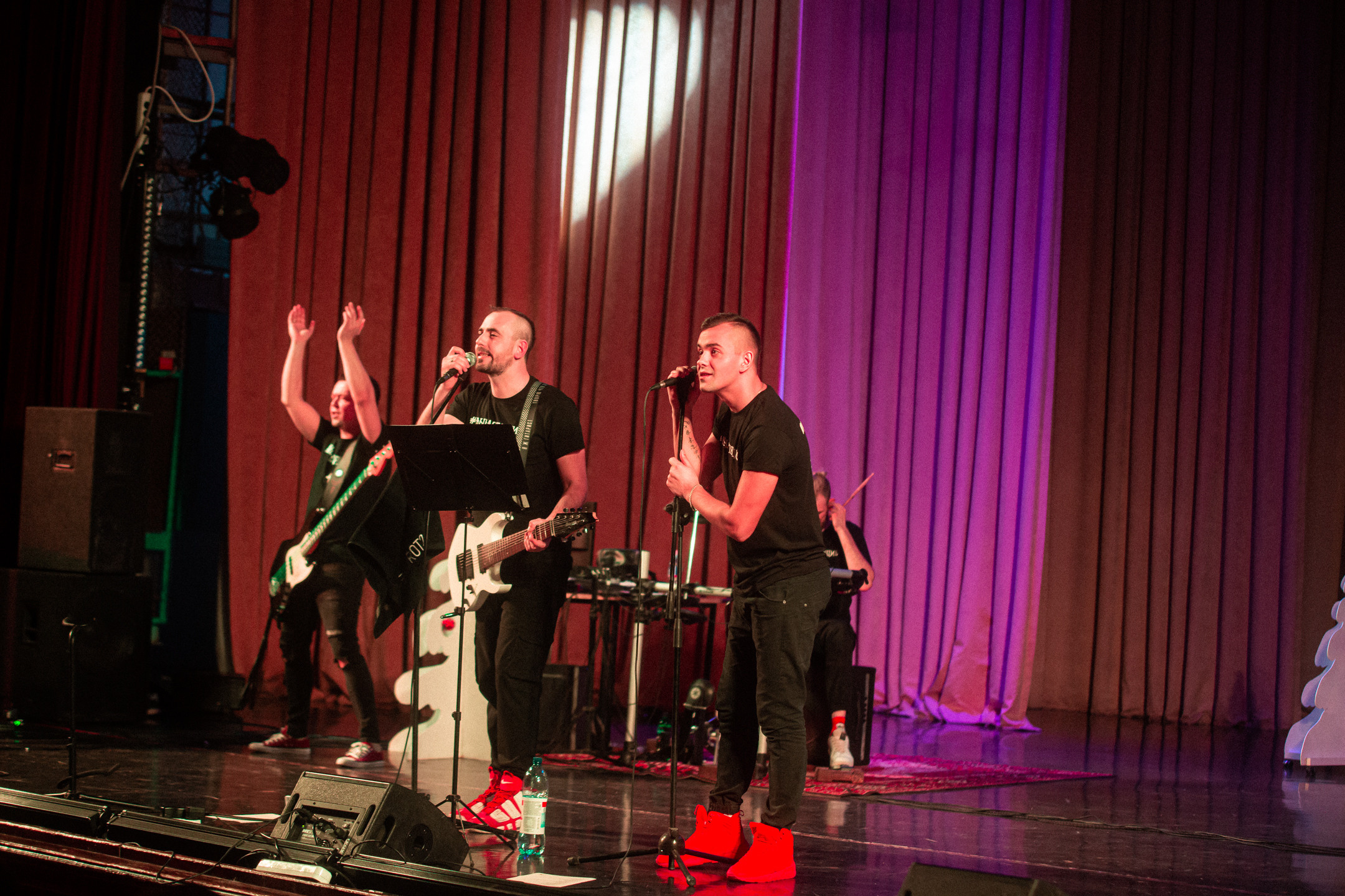 НАСТОЯЩИЕ КОНЦЕРТ В ДК «МЦЕНСК». Профессиональный фотограф в Мценске и Орловской области