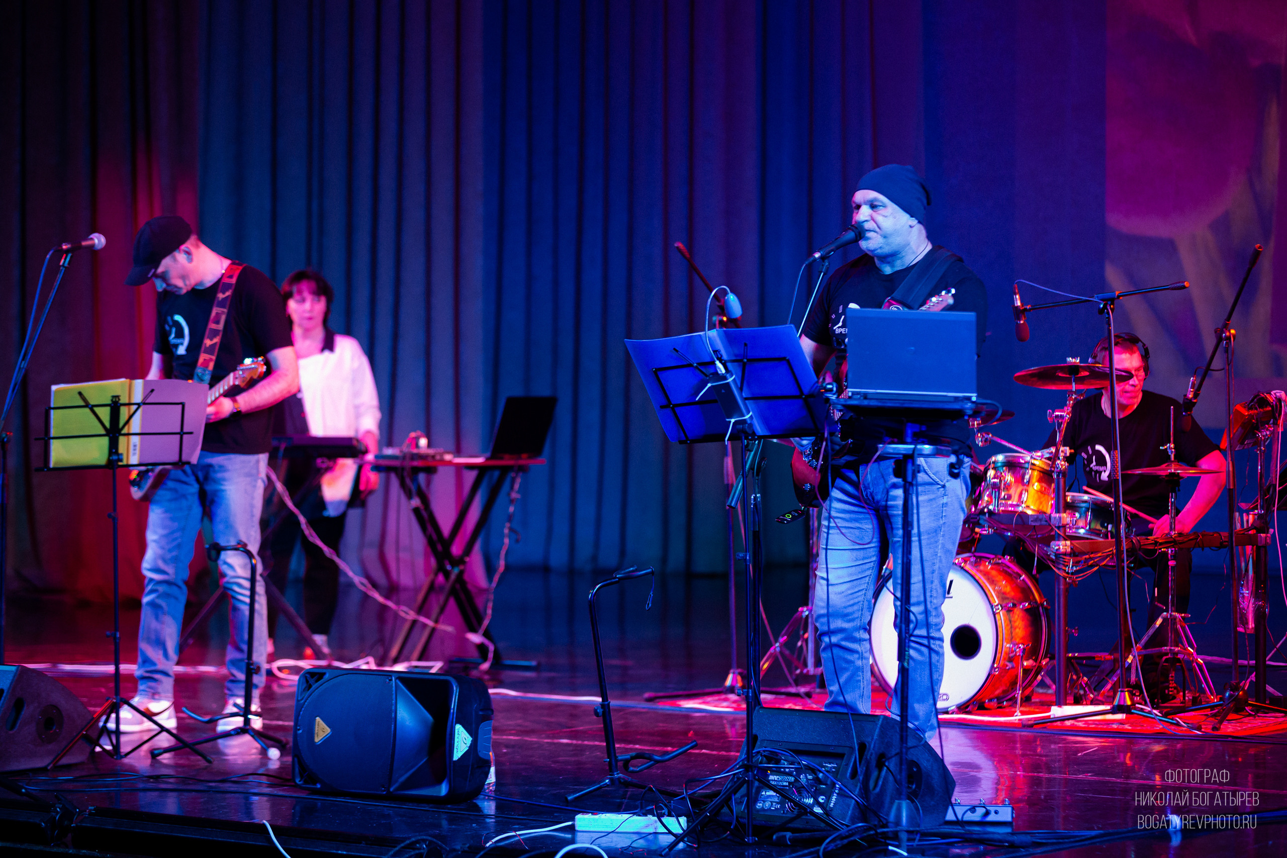 Время — Для вас!)) фотосъемка выступления. Профессиональный фотограф в Мценске и Орловской области