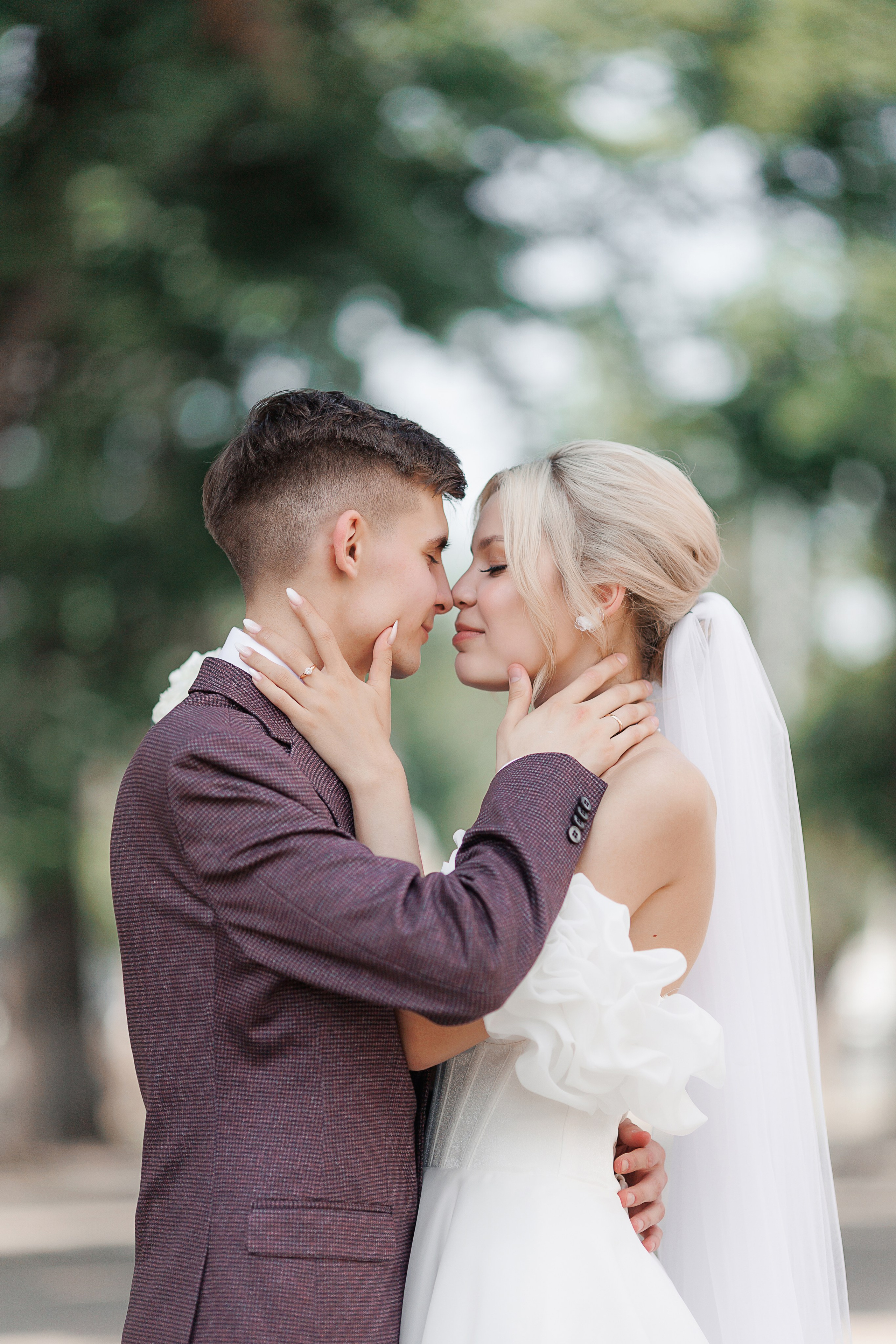 Места для свадебной фотосессии в Твери. Свадебный и семейный фотограф в Твери и Тверской области