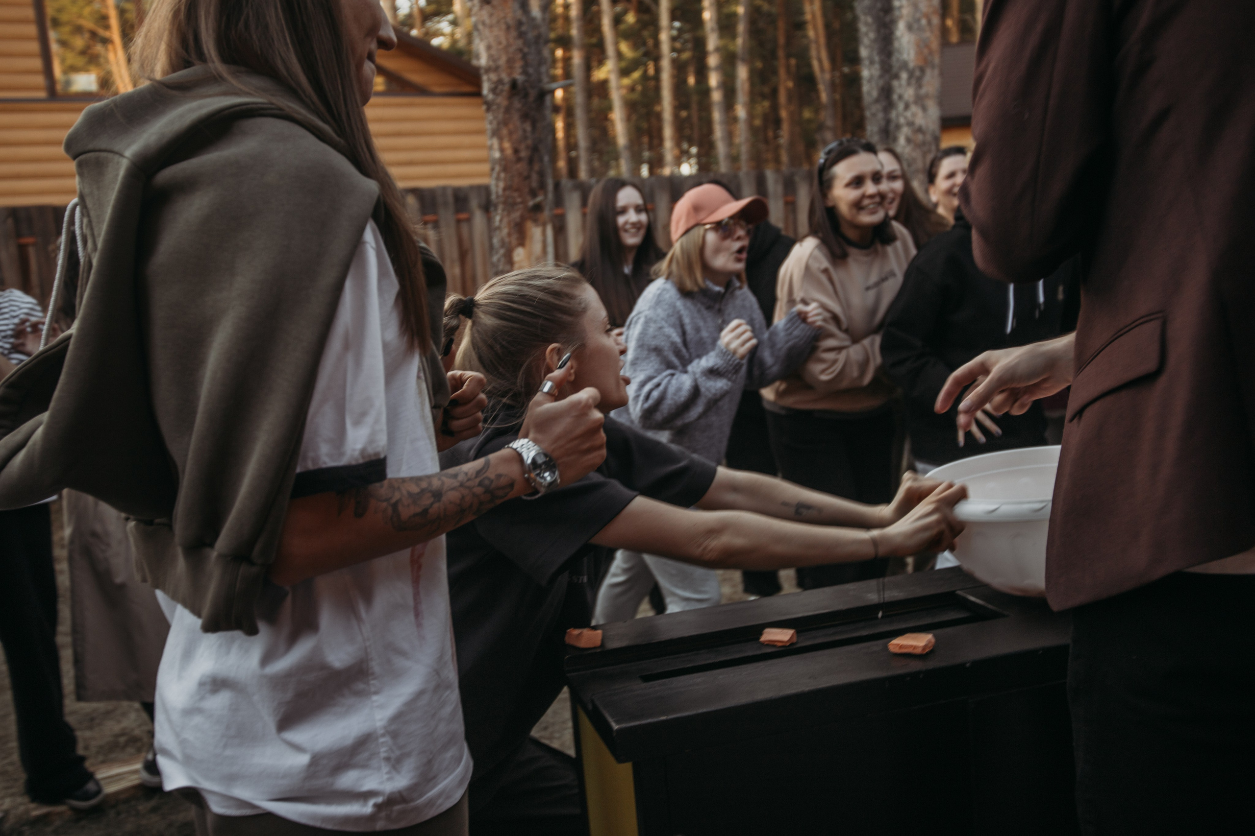 Корпоратив Muza_Arts. Венера Гайн. Репортажный фотограф  Тюмень. Обучение фотографии с 0