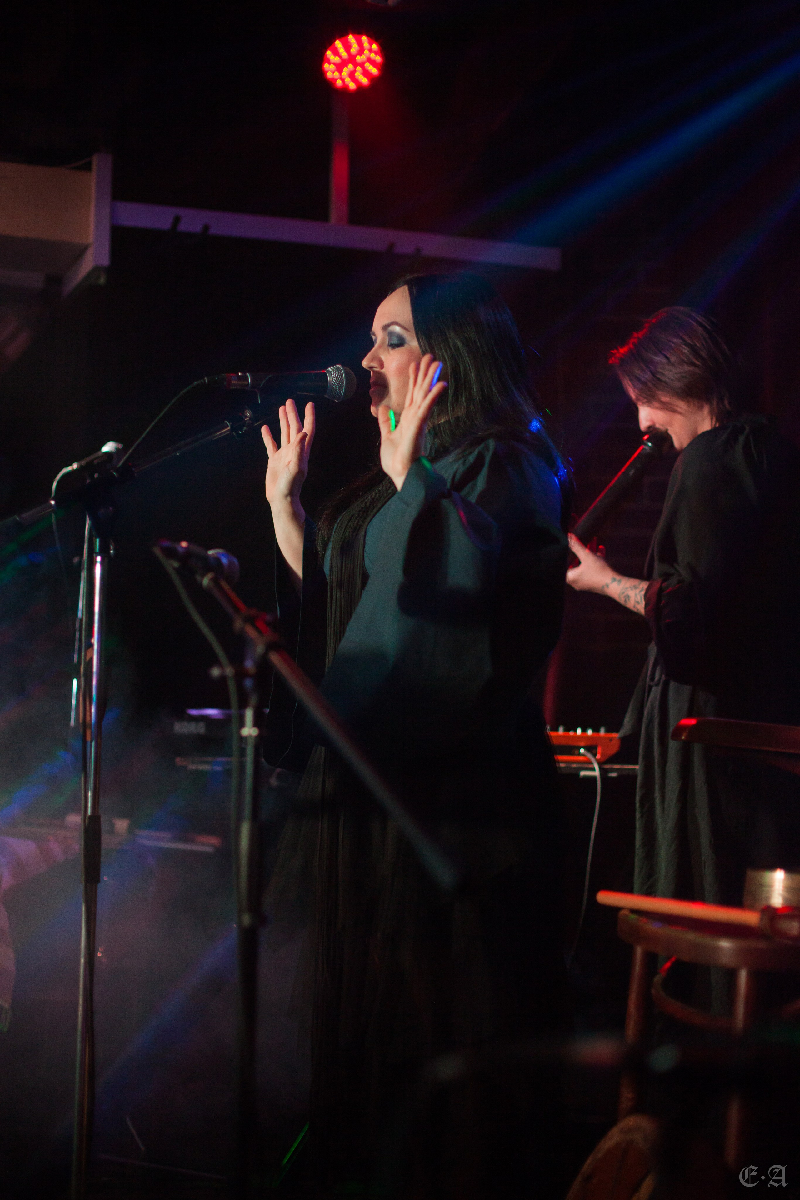 Dara Yara в «Алиби». Фотограф Ellairen