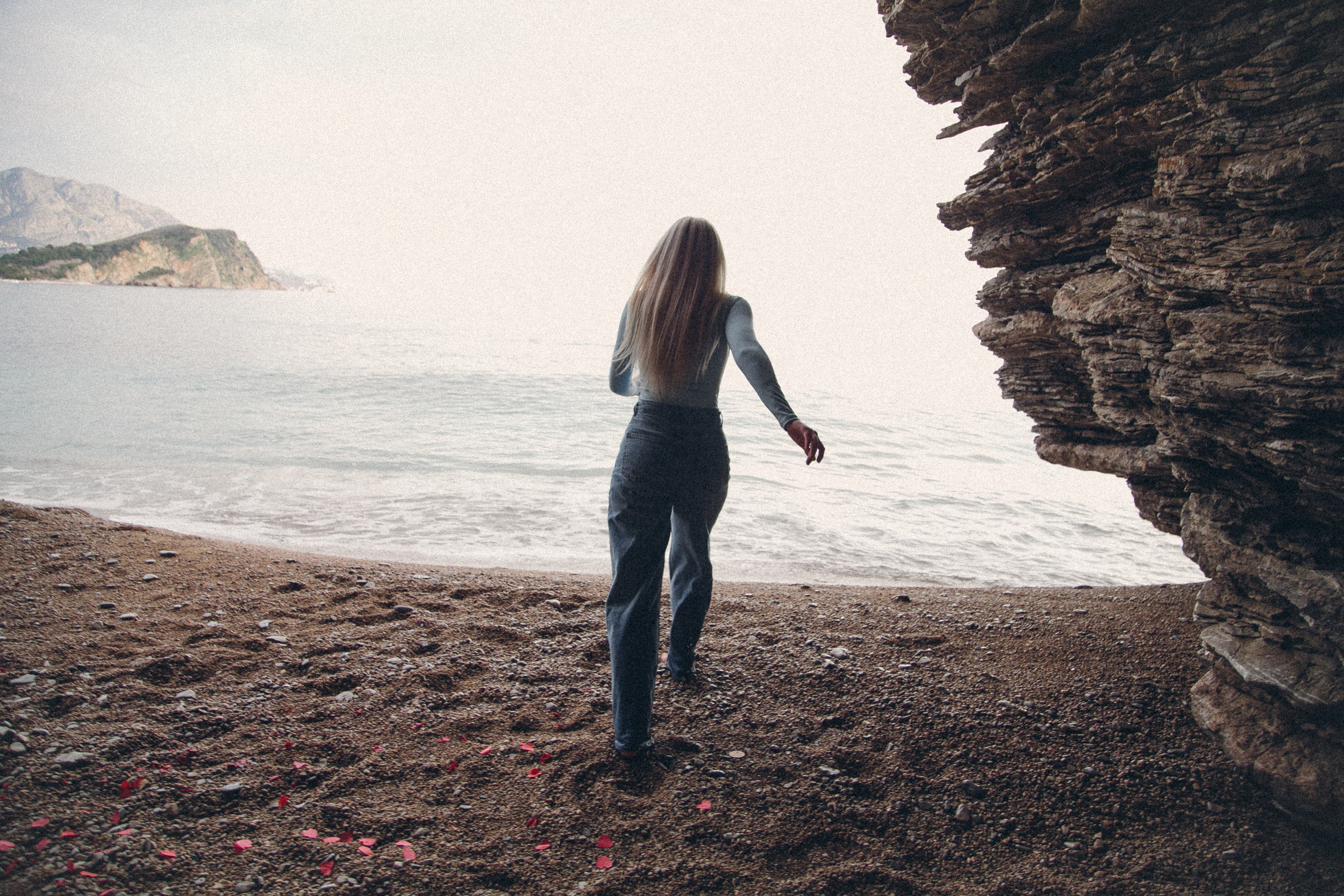 Женская фотосессия на море в Черногории. Семейный и свадебный фотограф в Черногории Татьяна Белякова