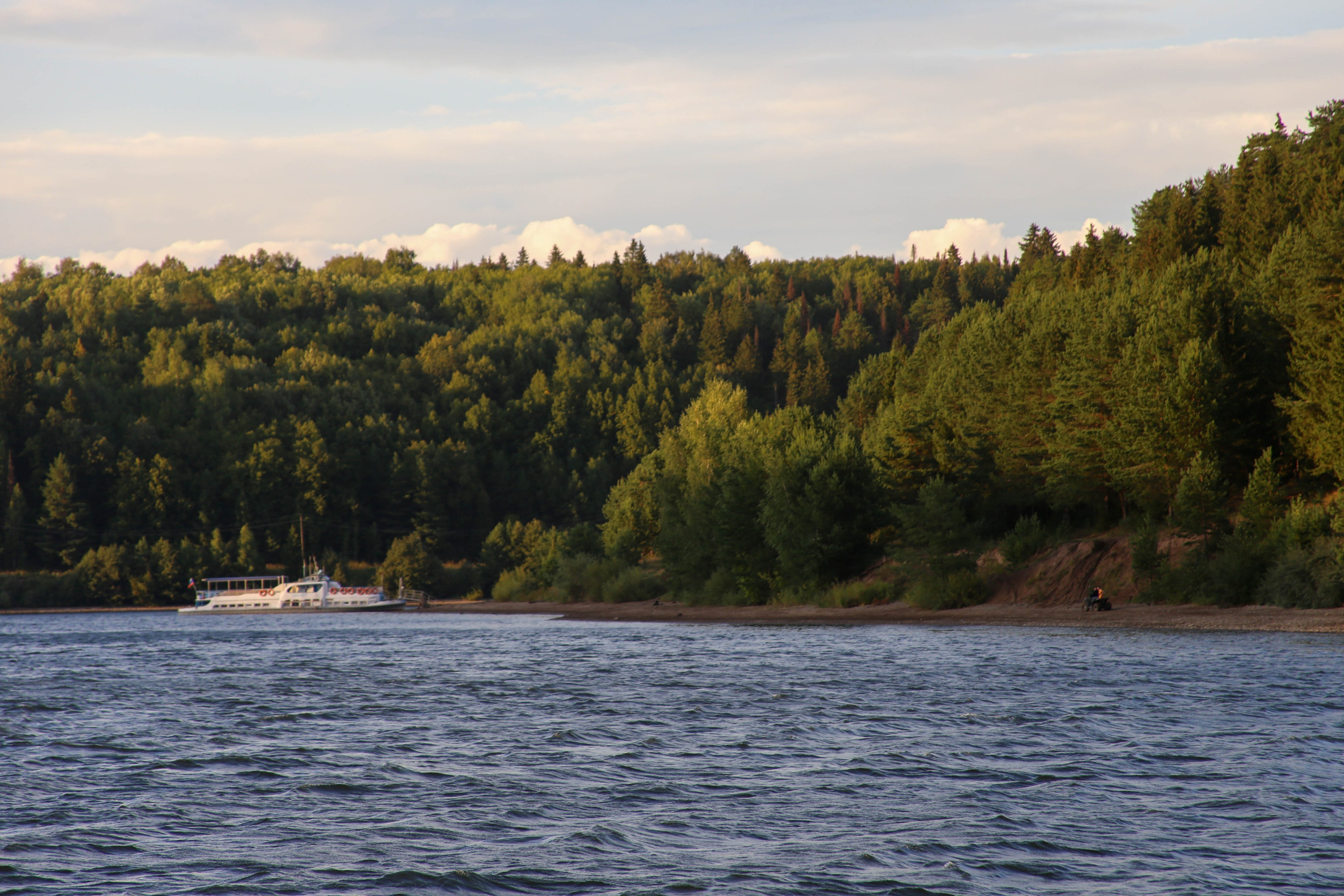 Виды Перми и окрестностей. Фотограф Никита Попов. Фотограф Пермь. Фотосессия в фотостудии Перми и на свежем воздухе