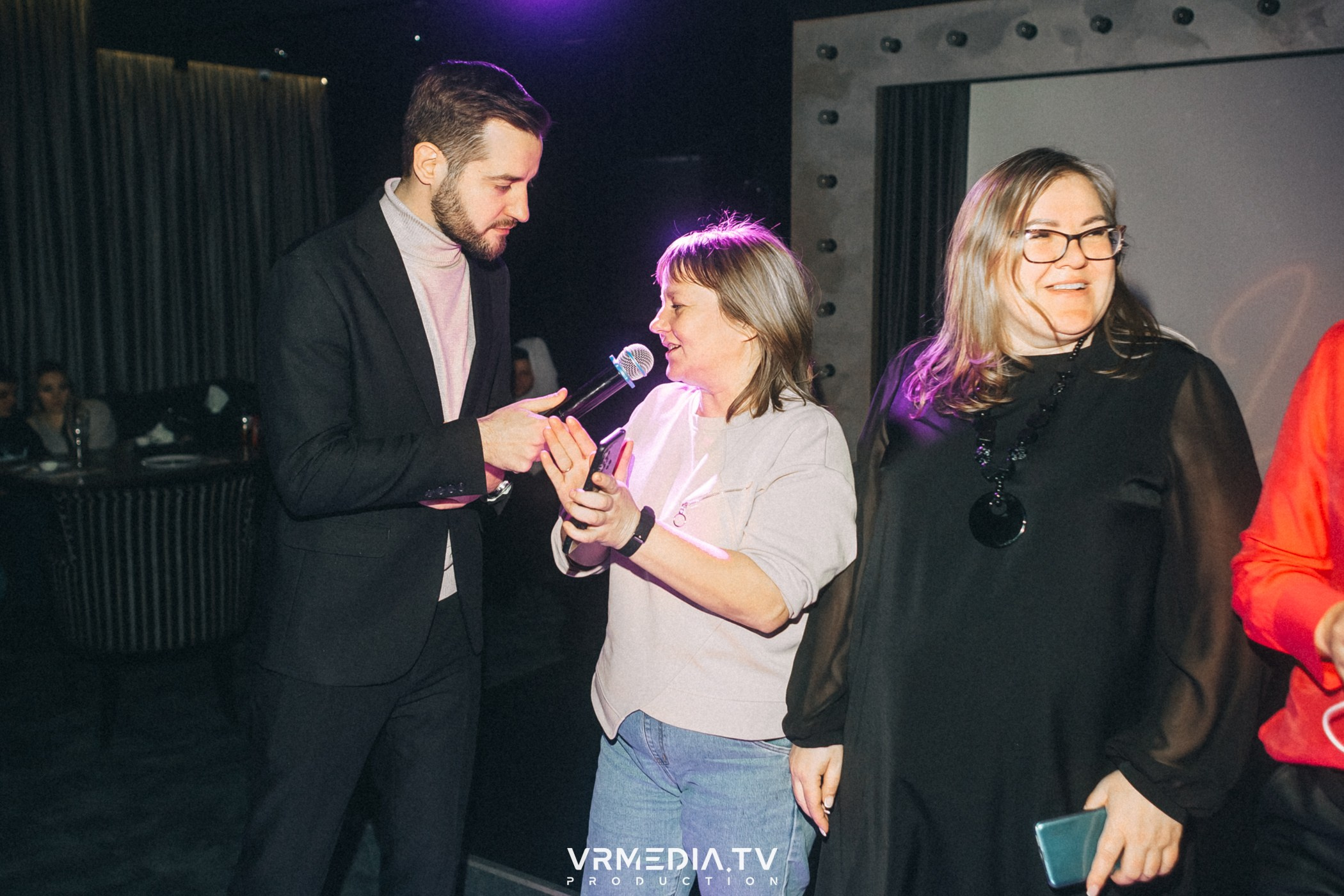 MERRY CHRISTMAS в караоке-баре «Volna»