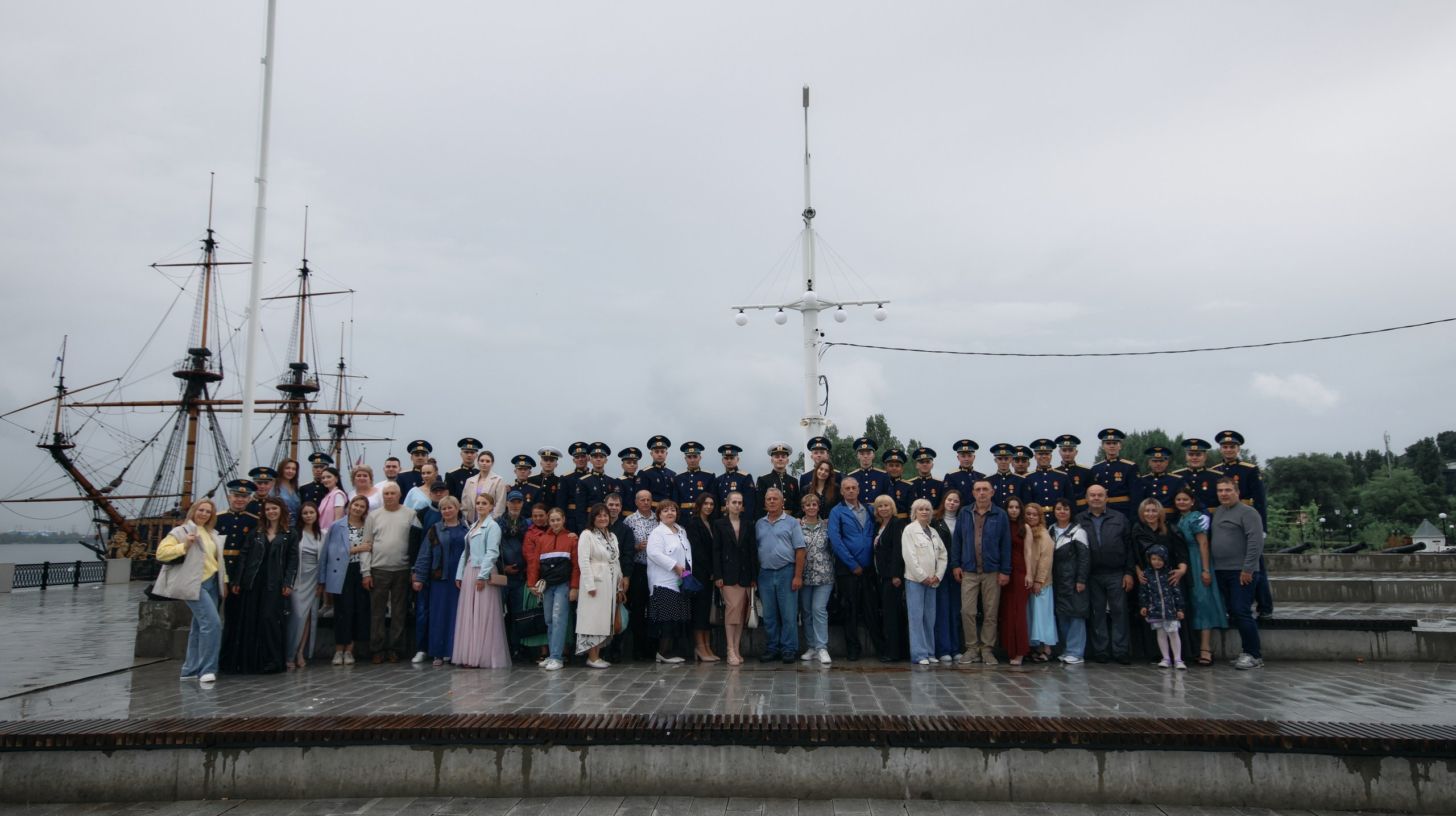 Выпуск Военно Воздушной Академии. Свадебный и репортажный фотограф Дмитрий Кононенко
