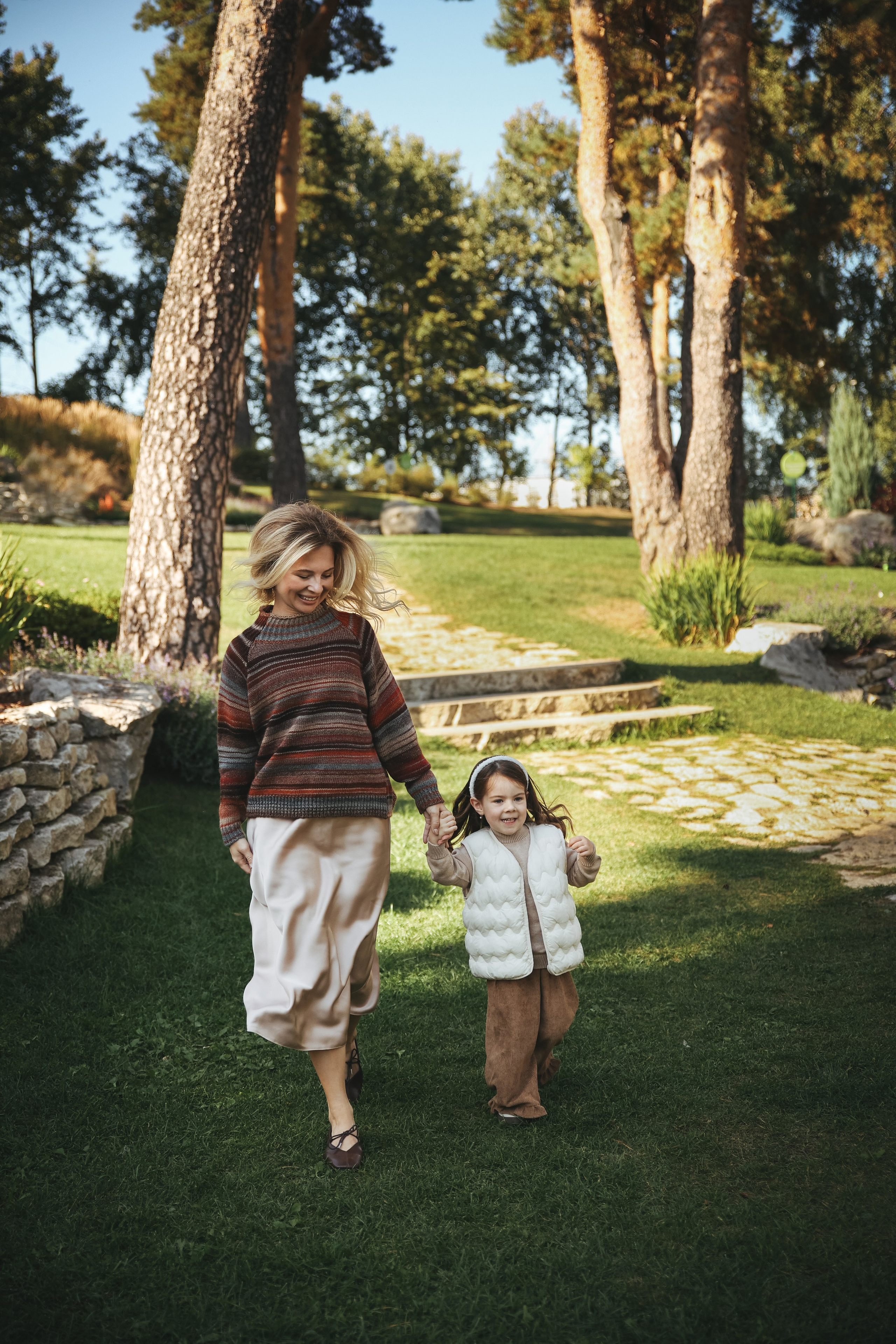 Семейная фотосессия фотосессия на день рождения мама и дочка. Фотограф Владимир Москва