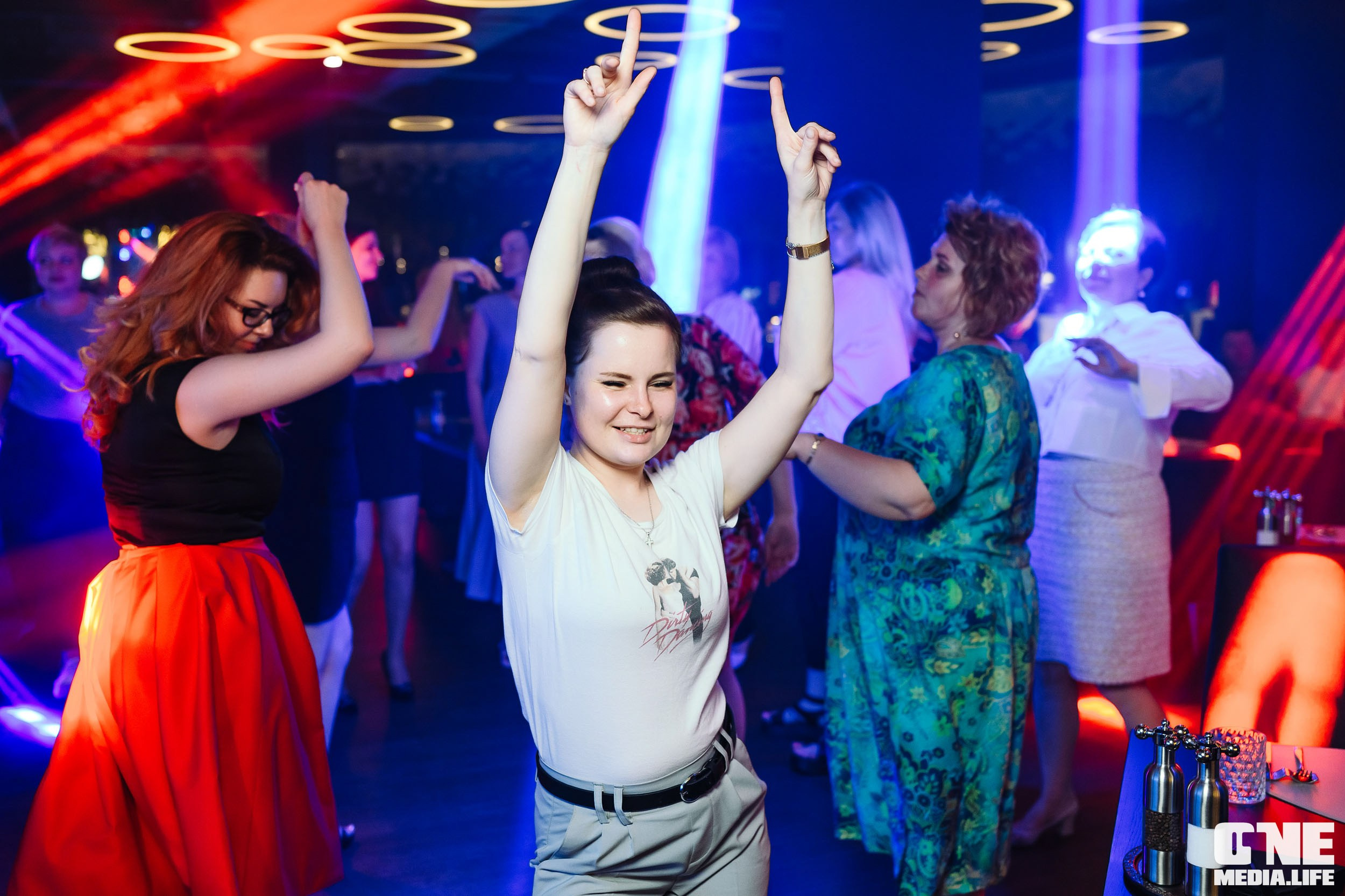 Фоторепортаж с вечеринки в Океане. One Media Life: фоторепортажи, фотоотчеты с мероприятий и заведений