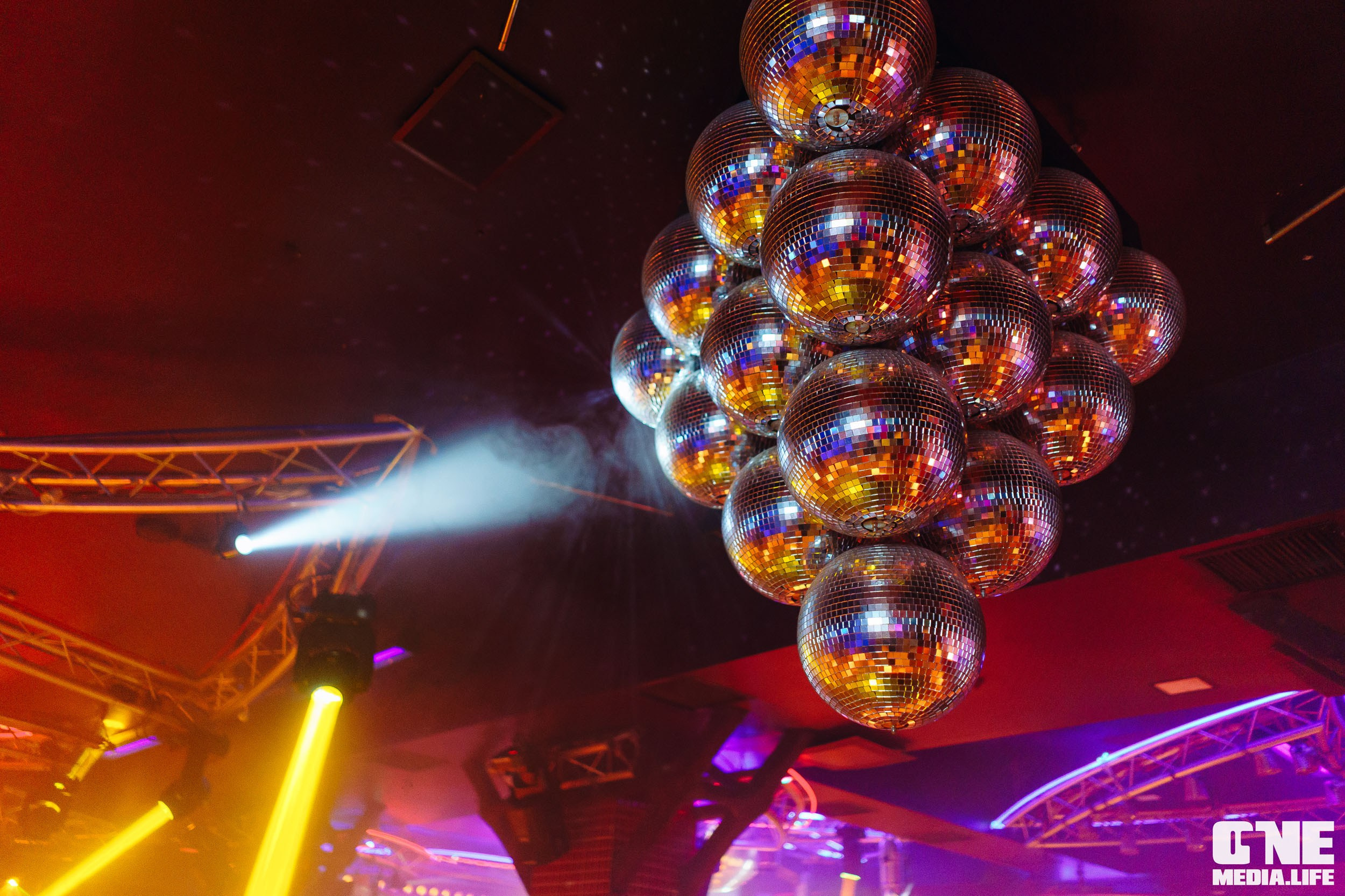 Фоторепортаж из РК Планета. One Media Life: фоторепортажи, фотоотчеты с мероприятий и заведений