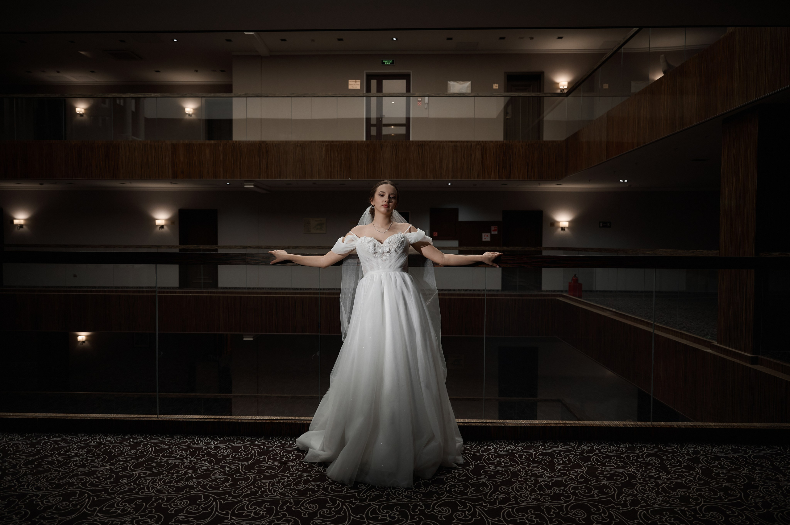 Свадебная фотосессия в СК Рояль Тула. Свадебный фотограф в Туле Никита Беляев