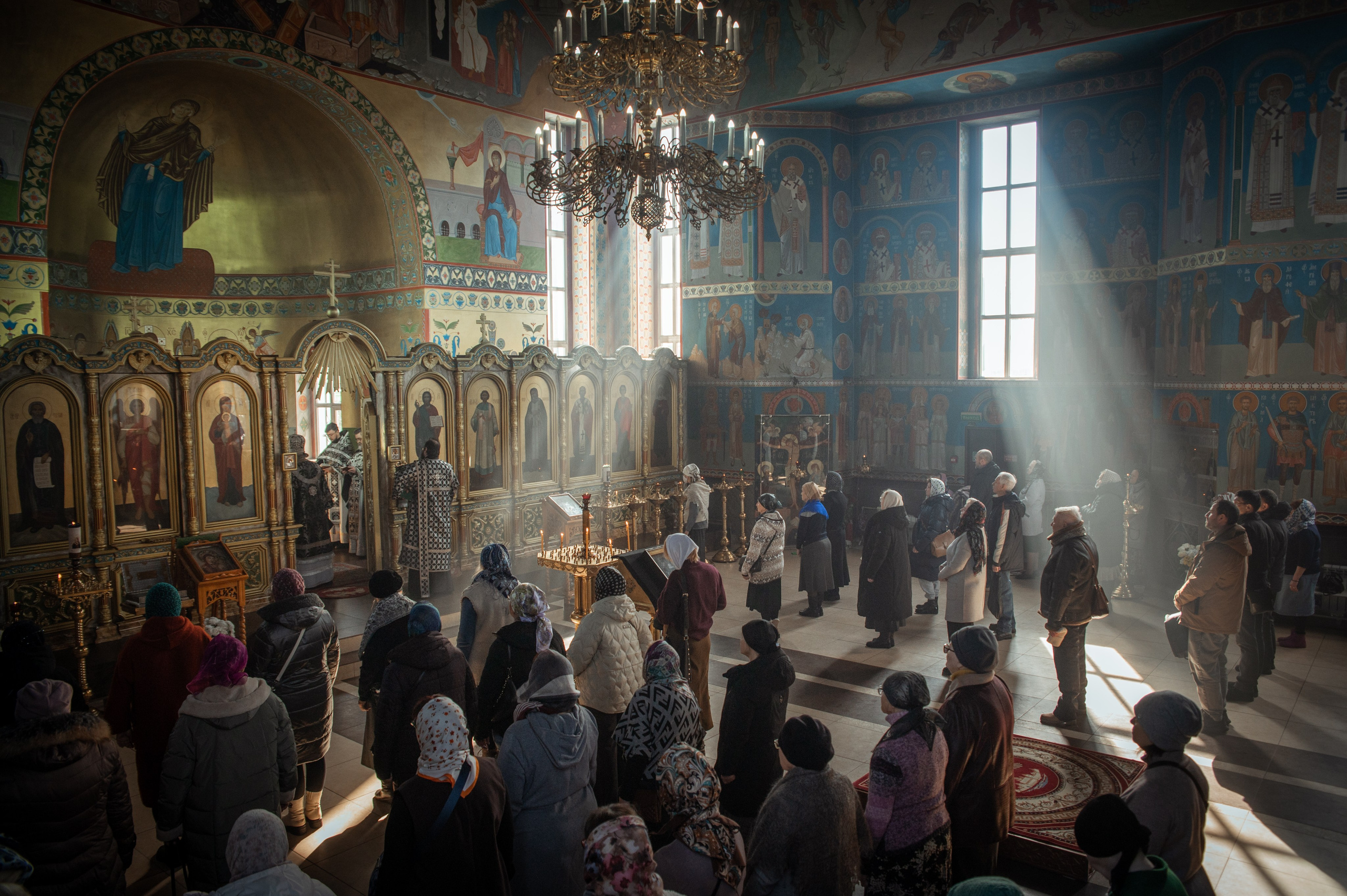 Преждеосвящение Даров. Храм Серафима Саровского. Церковный, семейный и репортажный фотограф Волгоград, Волжский