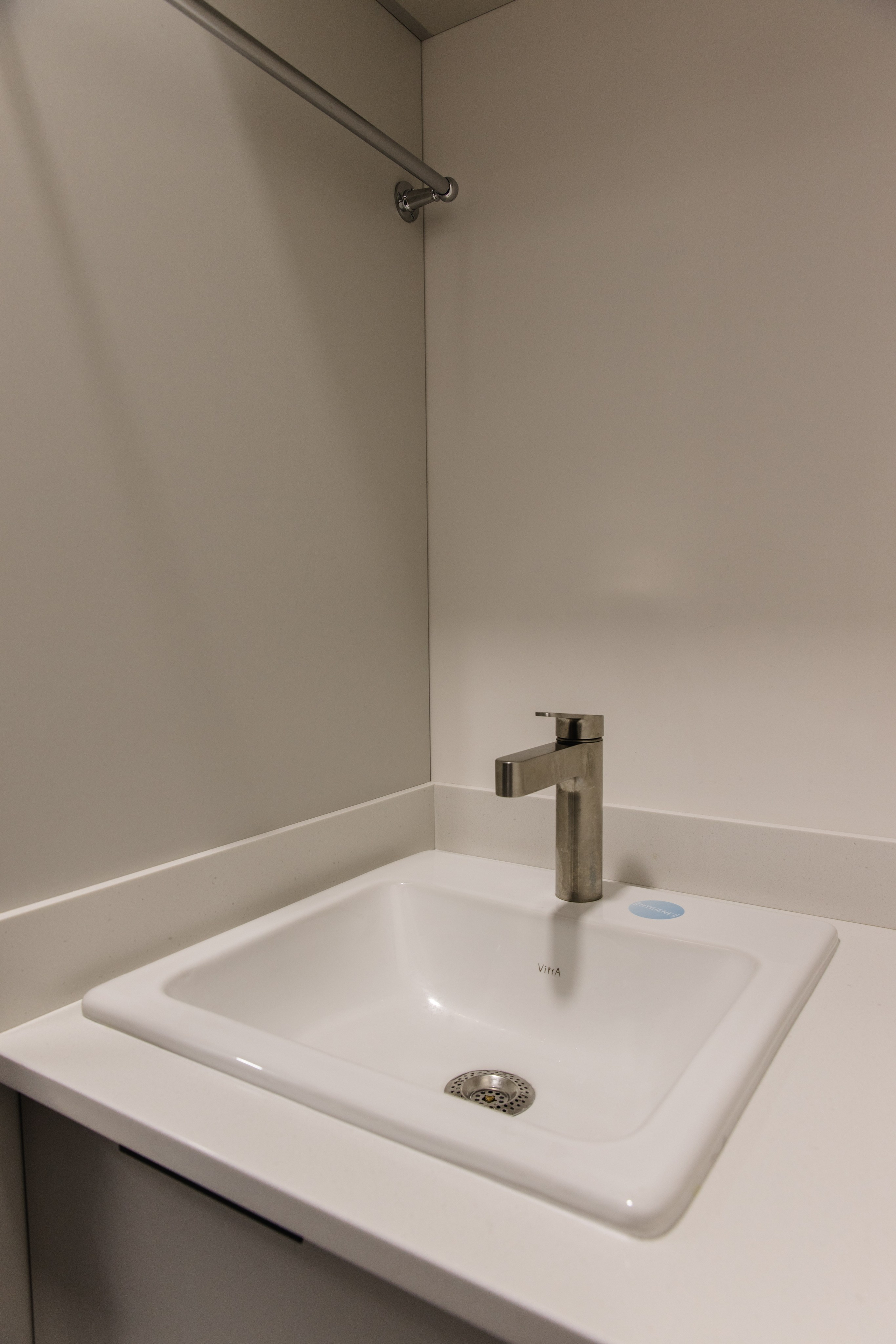 Rozalux. ГУДРУМ — Мебель на заказ в Томске | Кухни | Шкафы | Стулья и Столы