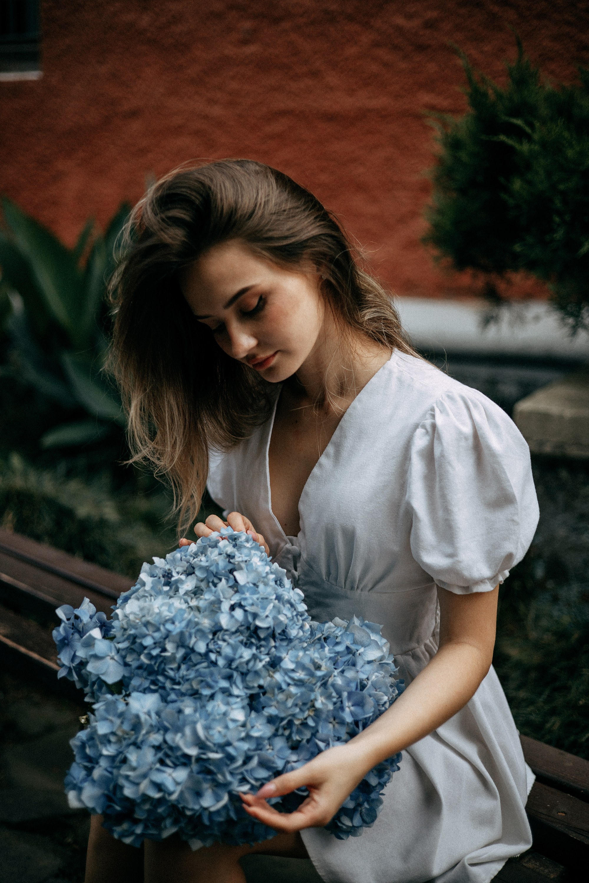 Фотосессия с гортензиями в Батуми