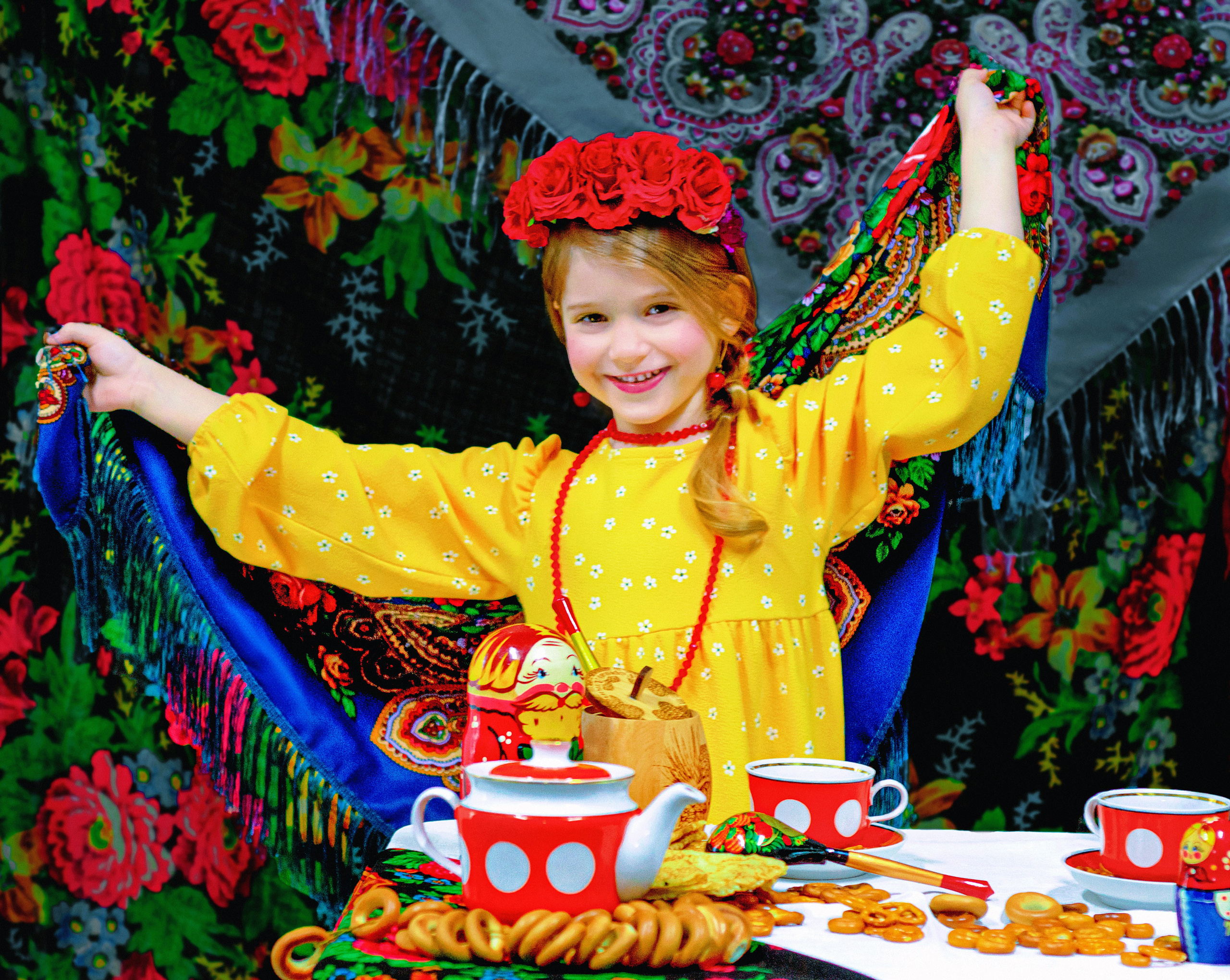 Яркая фотосессия детей в честь масленицы. Фотографы для фотосессий в Новосибирске