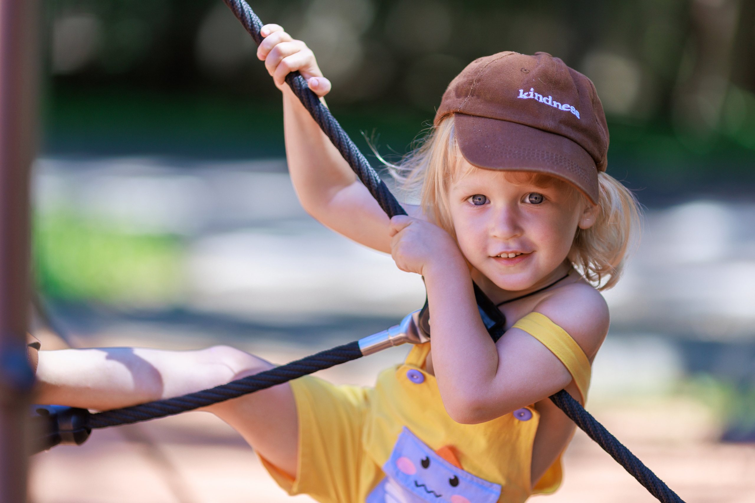 Фотография ребенка на прогулке