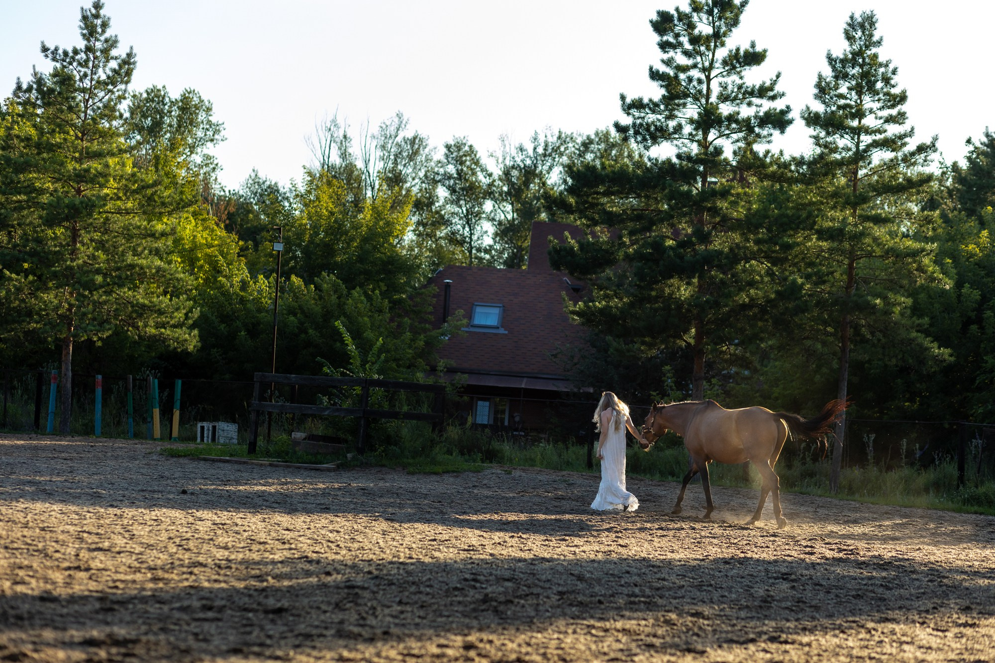 Семейная фотосессия в конном клубе. Фотограф в Оренбурге. Профессиональный фотограф