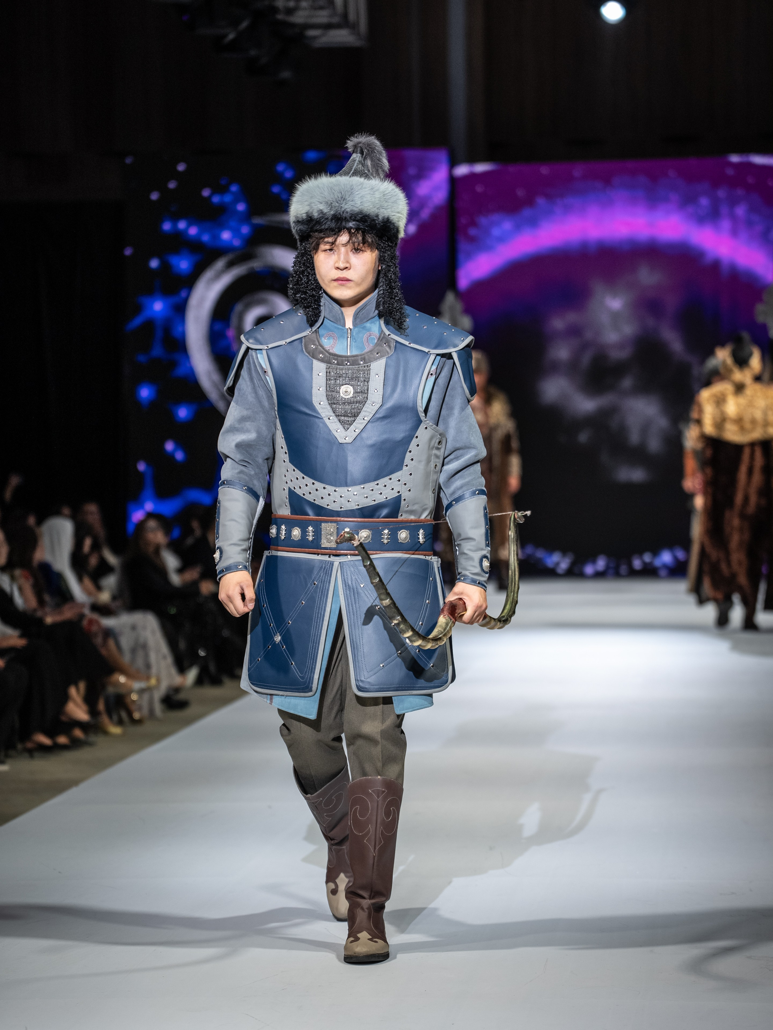 EURASIAN FASHION WEEK Lo Zarata. Сайт Алматинского НЮ АРТ, будуар и фэшн фотографа Дениса Карпенко