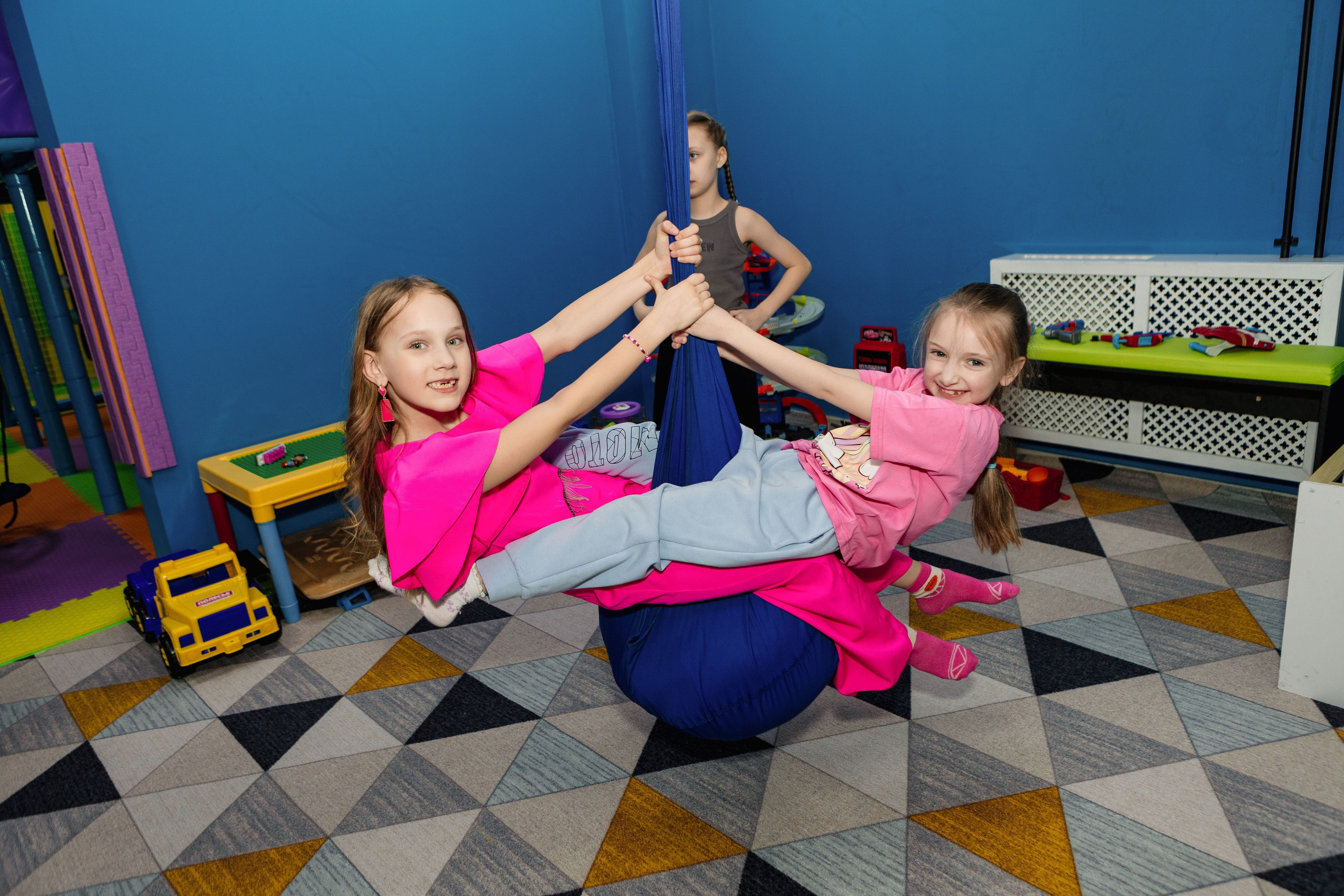 День рождения в Галактике. Фотограф в Красноярске по выгодной цене