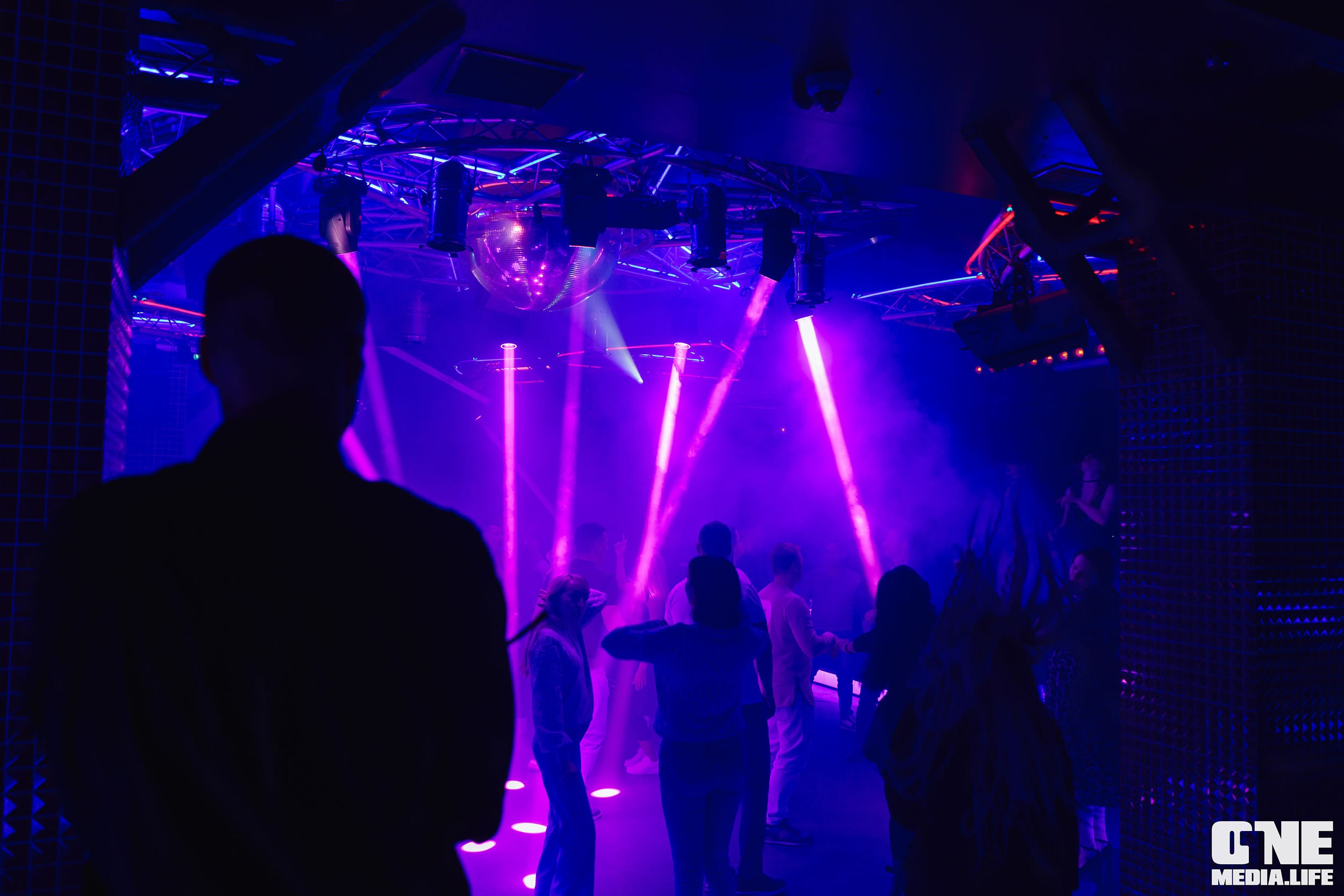 Фоторепортаж из РК Планета. One Media Life: фоторепортажи, фотоотчеты с мероприятий и заведений