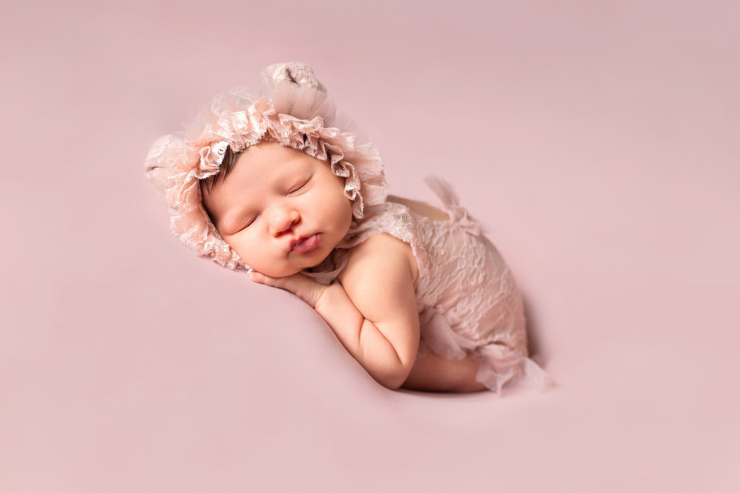 Newborn — Девочки. Фотограф новорожденных в Москве Кристина Ткач