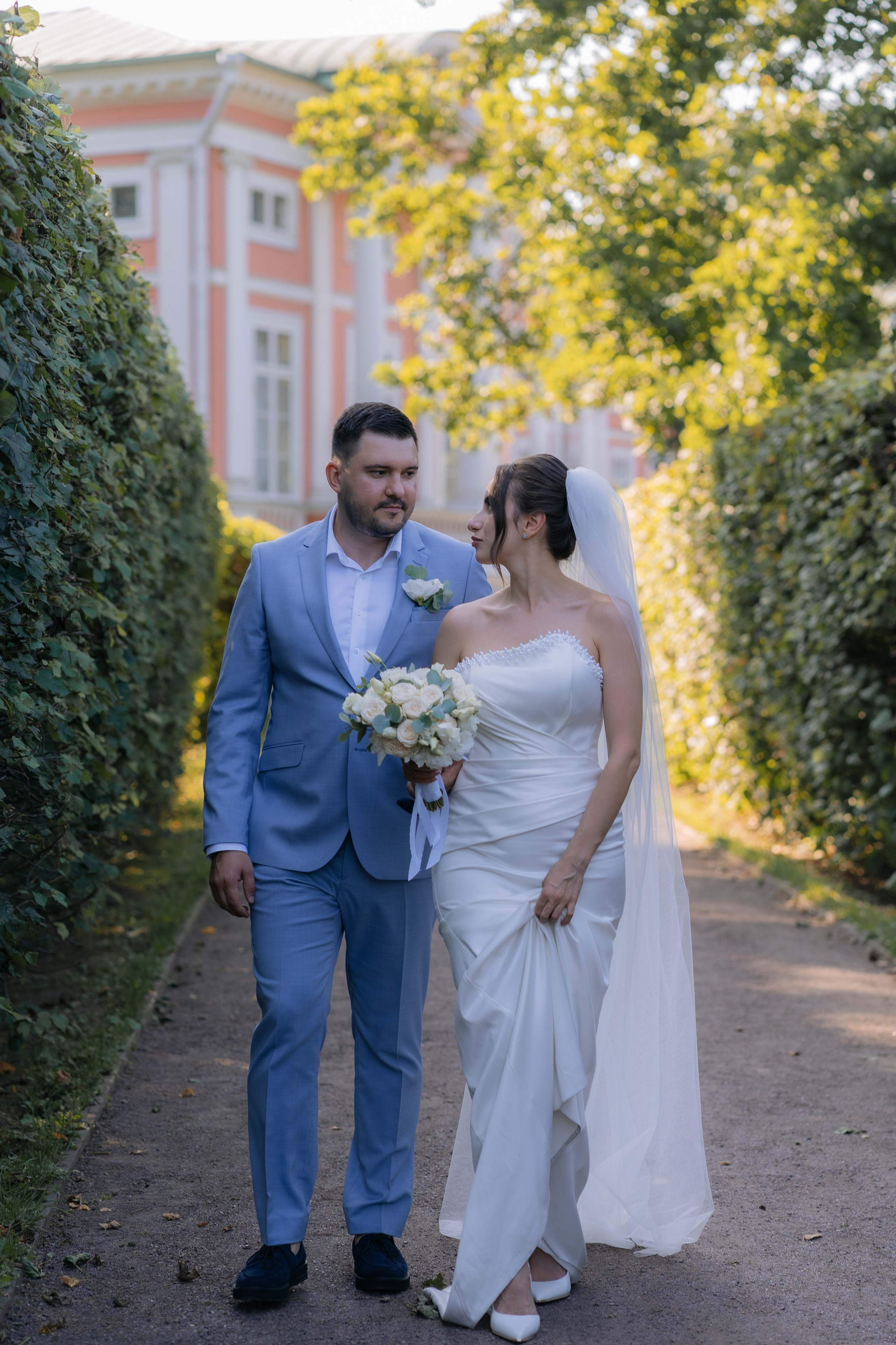 Свадебная фотосессия в Москве, парк Кусково. Свадебный фотограф в Москве Анна Полушина