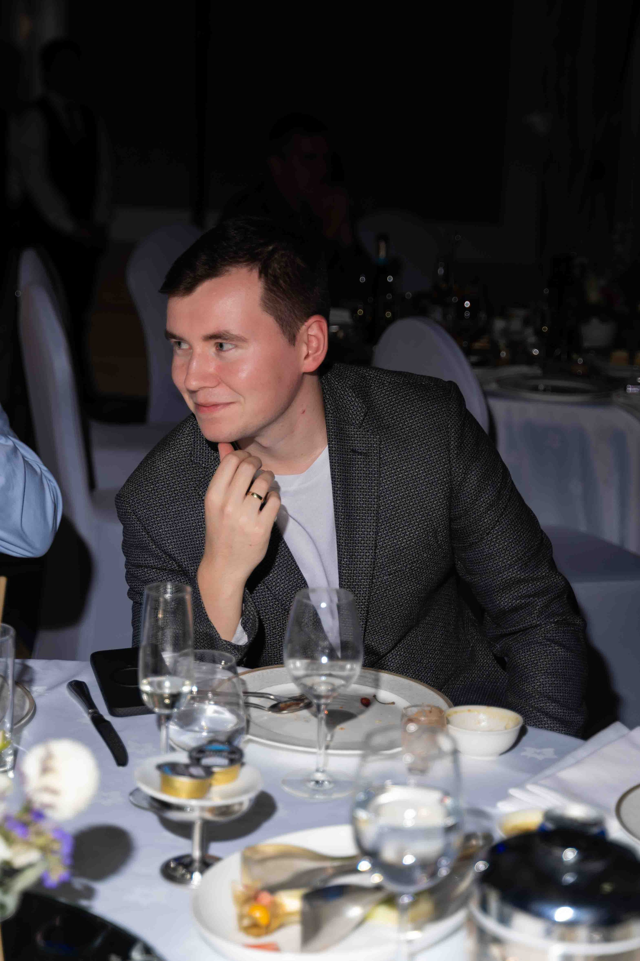 Новогодний корпоратив freedom management в St.Regis Abu Dhabi. Фотограф и видеограф в Москве и Абу Даби Мария Кулагина