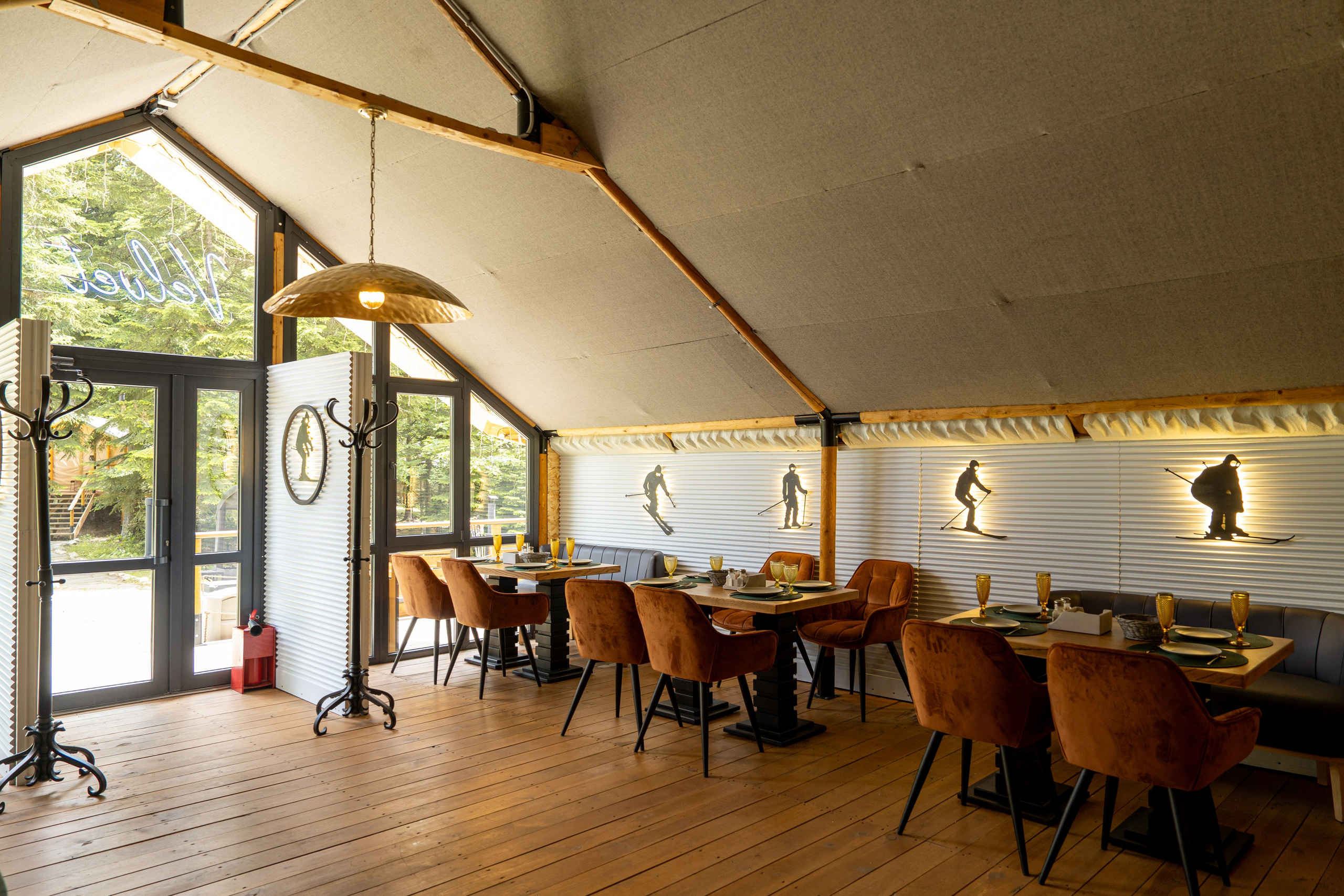 Горы Village. Фотограф и видеограф Елена Хмелевская