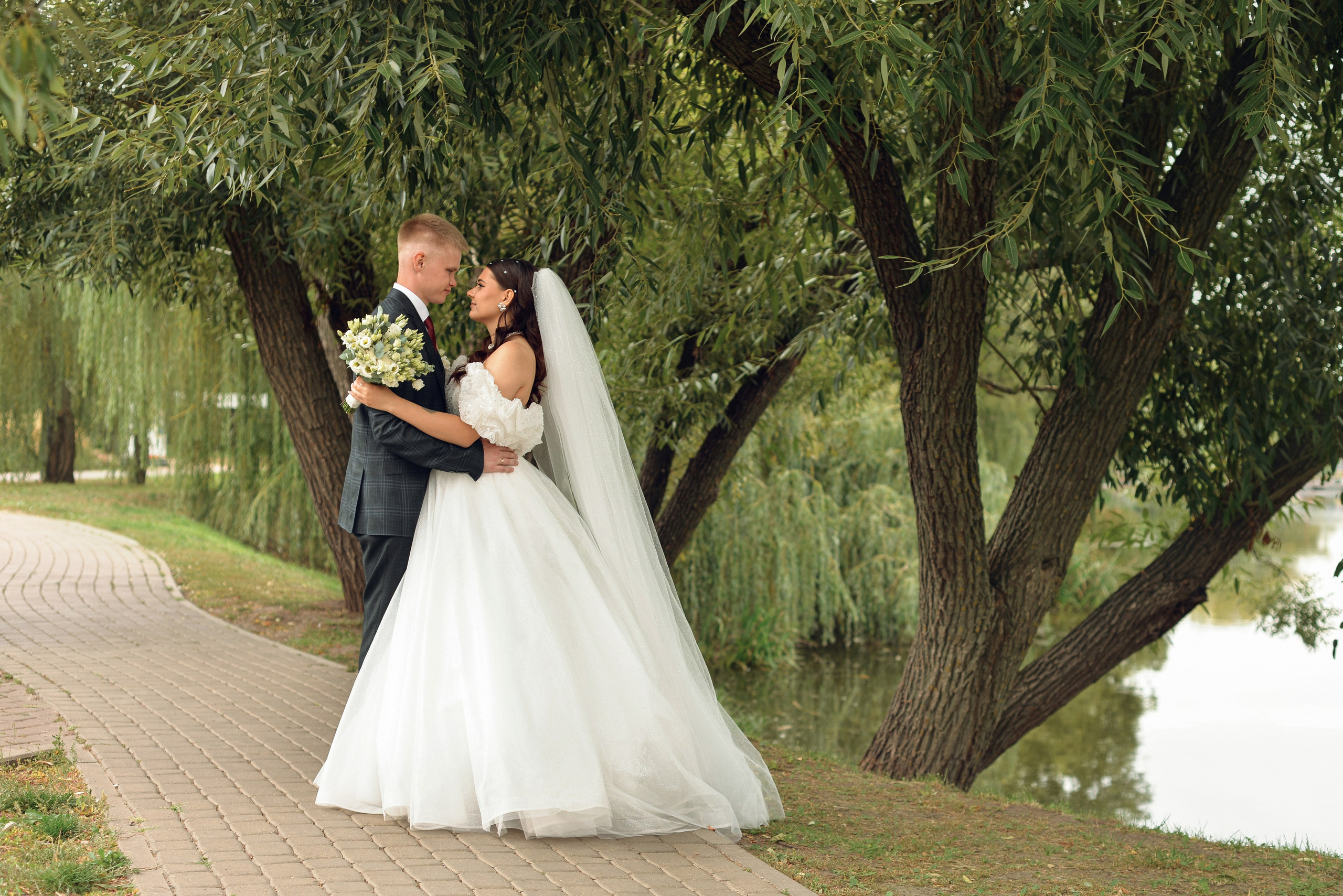 Карина и Саша. 5.09.25. Семейный и свадебный фотограф Галина Абакумова, фотосессии в Белгороде