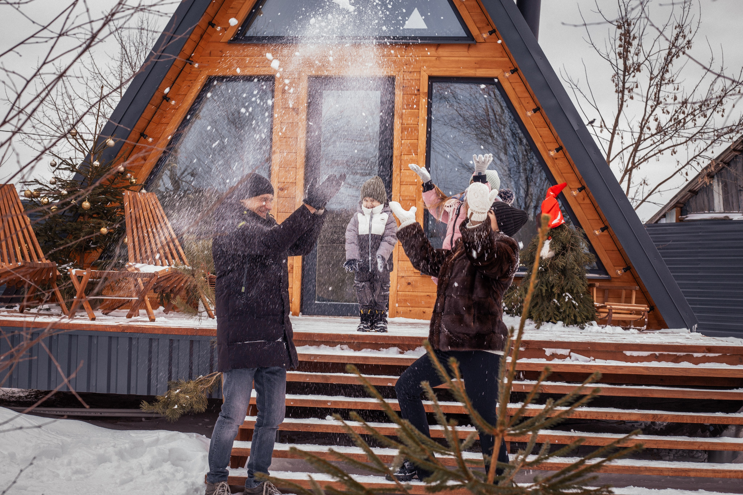 Мария с семьёй