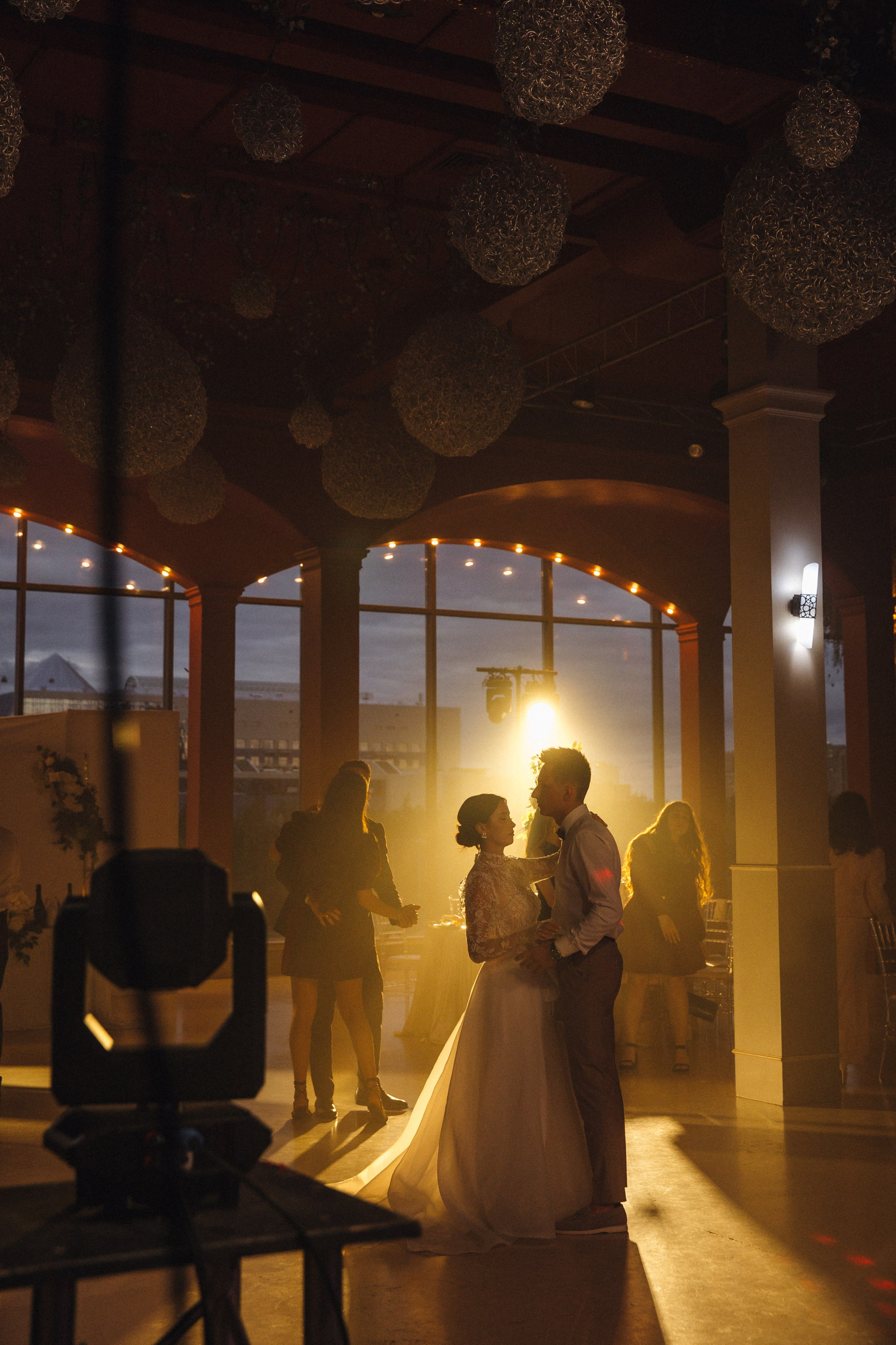 Банкет (Ксения & Никита). Свадебные фотографы в г. Сургут Маркова Наталья и Замахина Елена