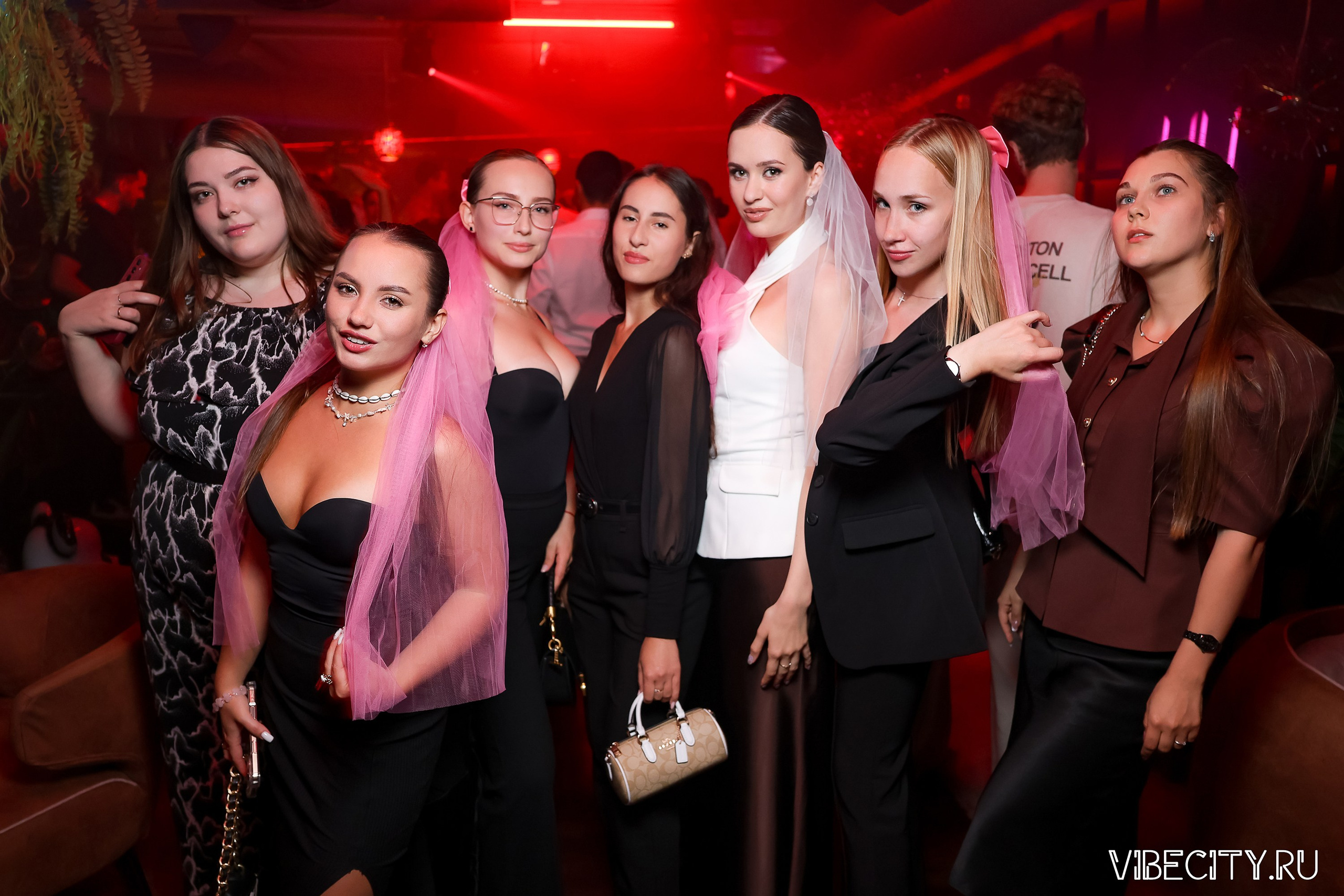 DOUBLE U. VIBECITY.RU Вайб Сити Ру Фоторепортажи Фотоотчеты Калининград