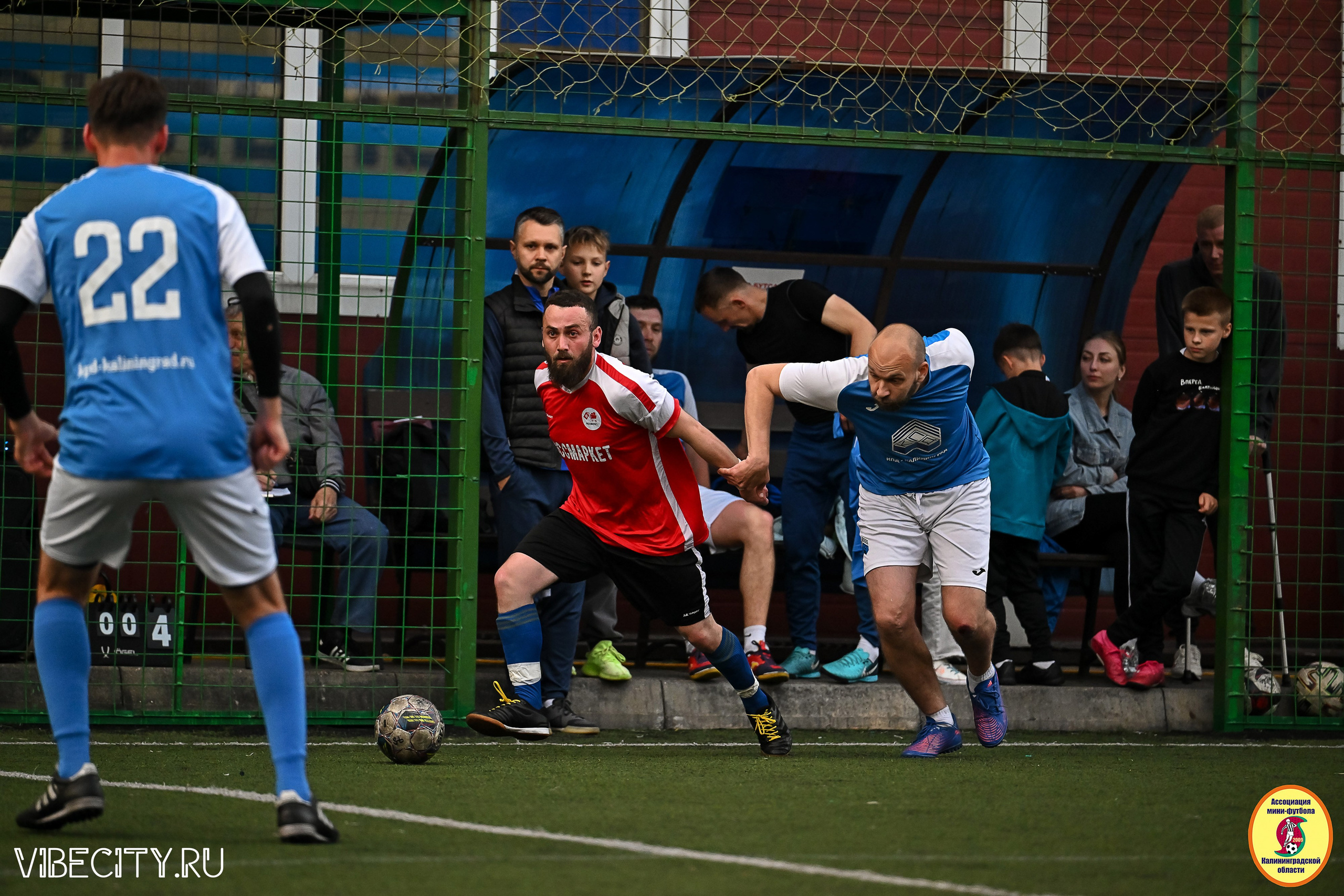 ИГРЫ МИНИ-ФУТБОЛЬНОЙ И КОРПОРАТИВНОЙ ЛИГИ. VIBECITY.RU Вайб Сити Ру Фоторепортажи Фотоотчеты Калининград