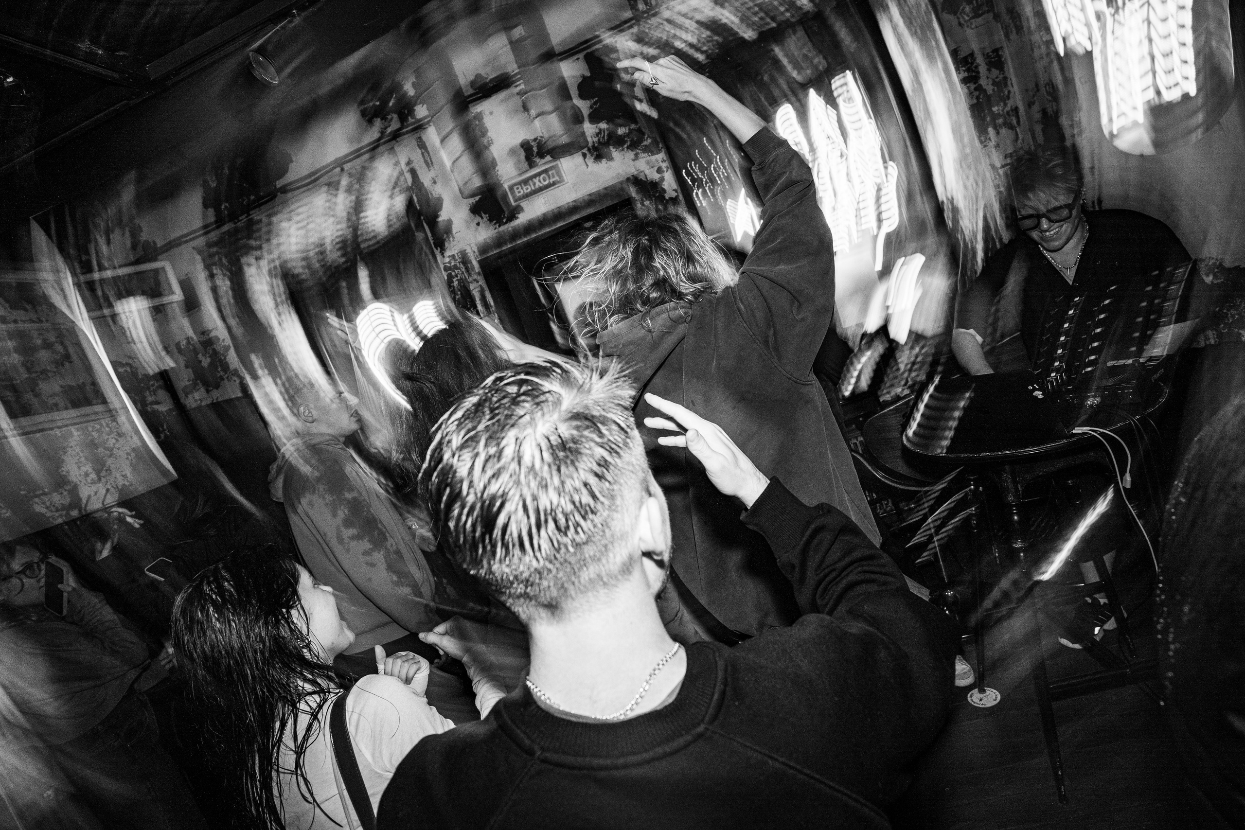 Бар разбитых сердец. Last summer party. Концертный и репортажный фотограф в Санкт-Петербурге Слава Пахомов