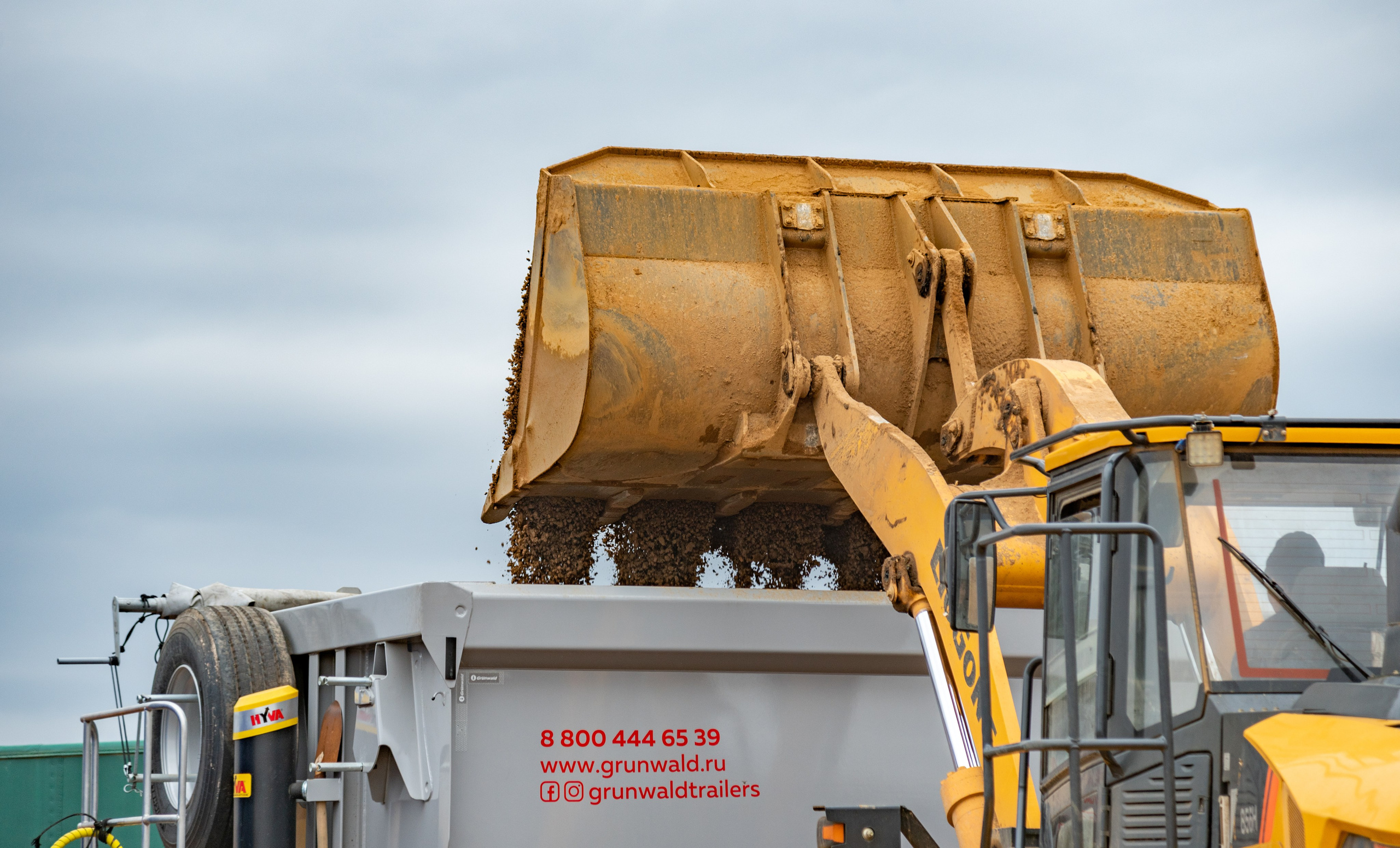 Фотосъёмка: Коммерческая техника / Грузовые авто в Москве. Интерьерный & Репортажный фотограф Озеров Денис, г. Москва