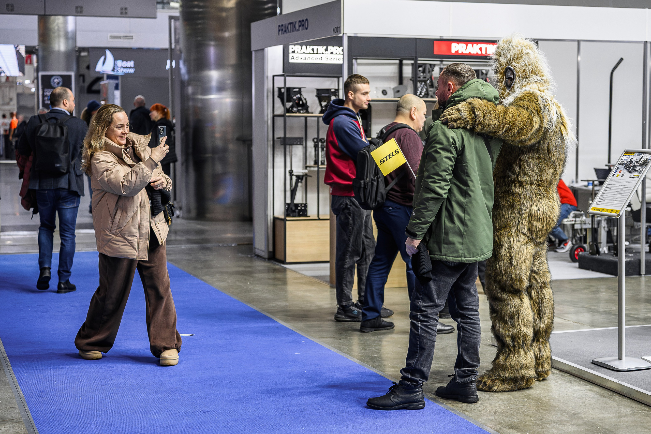 «Крокус Экспо» Выставочный центр — Репортажная фотосъемка, Фотограф Озеров Денис. Интерьерный & Репортажный фотограф Озеров Денис, г. Москва