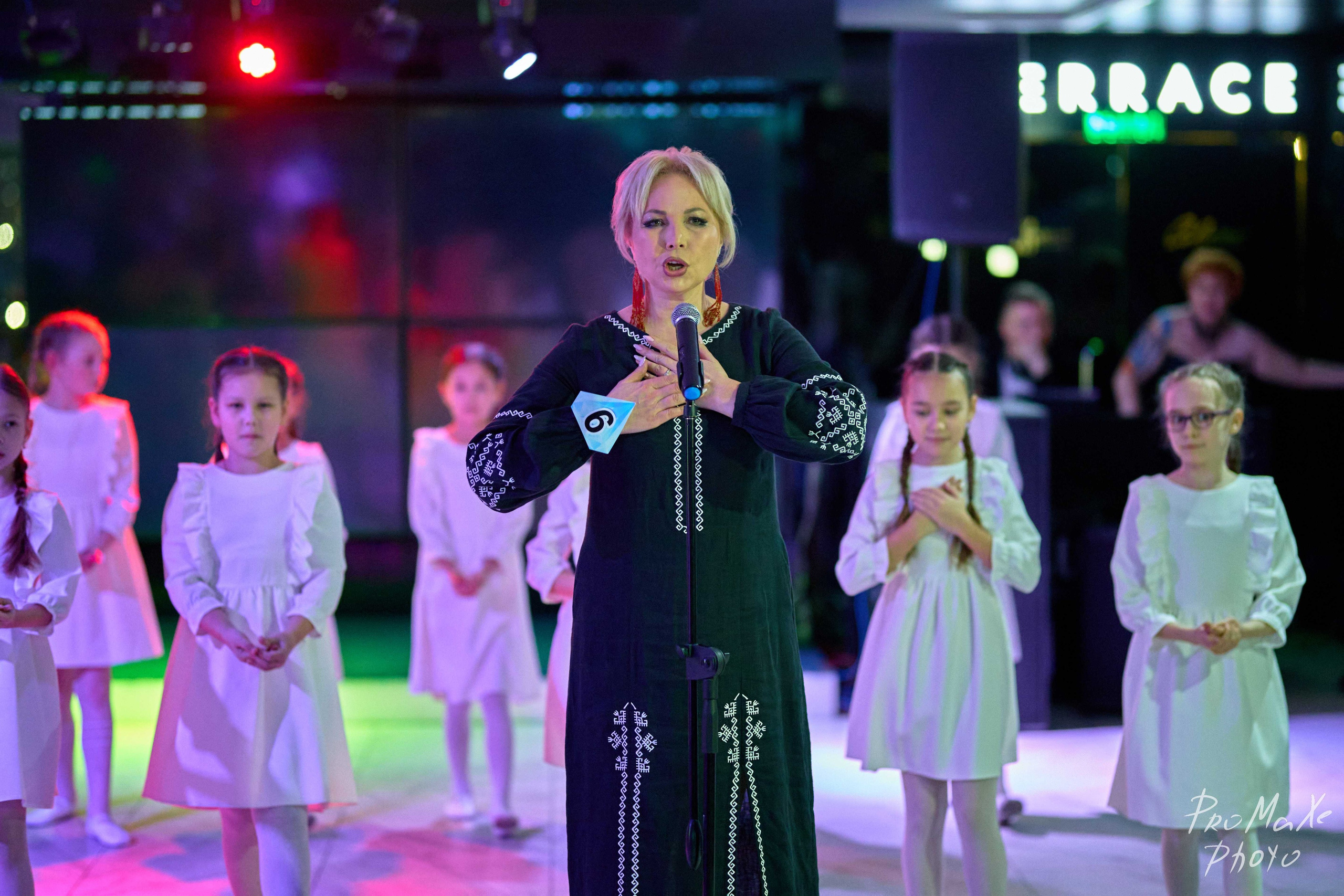 Зал КРАСА МАСС-МЕДИА ЧУВАШИИ. Владимир Суздалов (ProMaXe) — Портретный фотограф, тематические фотосессии в Чебоксарах