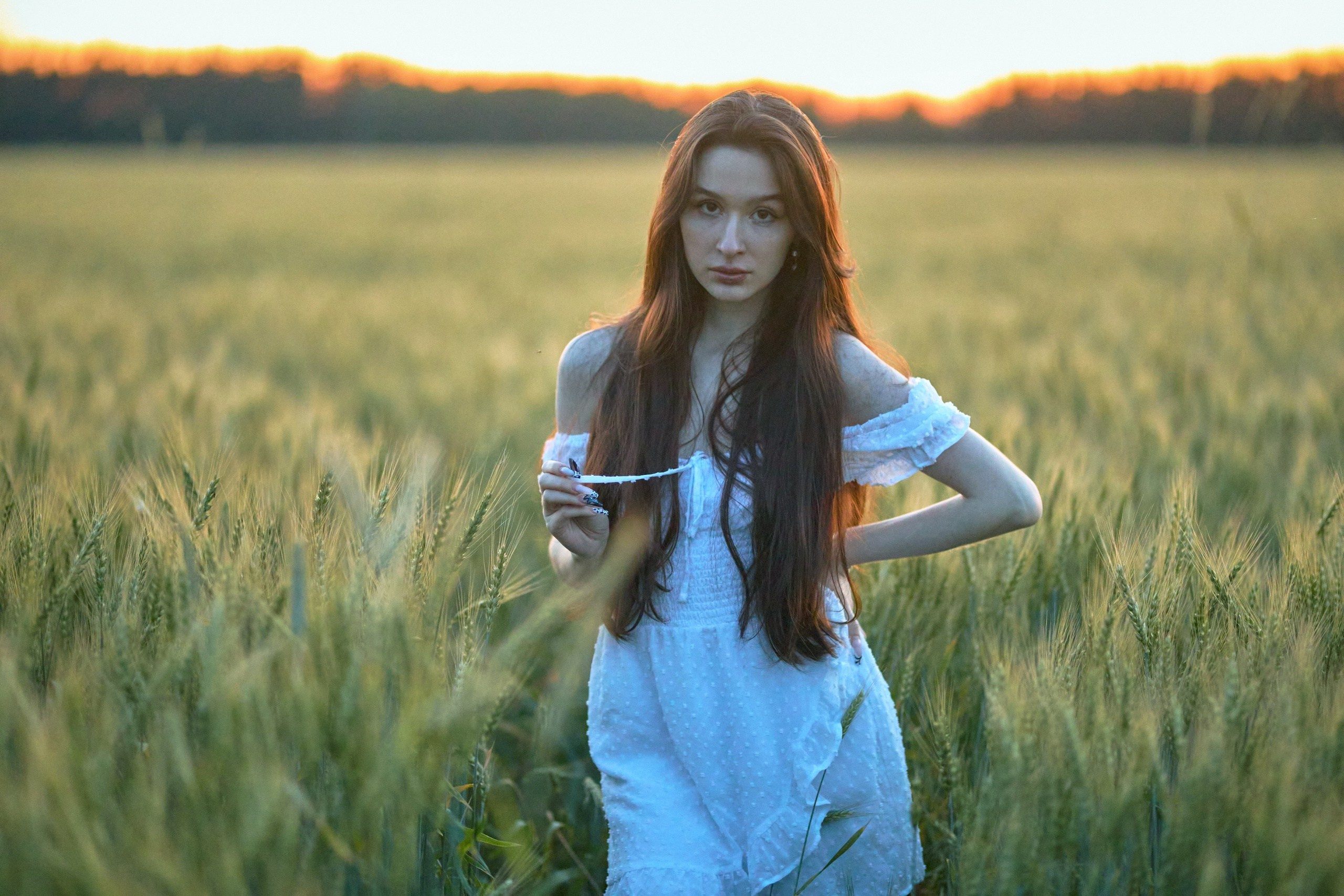 Фотосессия в пшеничном поле и с сеном. Чувашия, Чебоксары. Владимир Суздалов (ProMaXe) — Портретный фотограф, тематические фотосессии в Чебоксарах