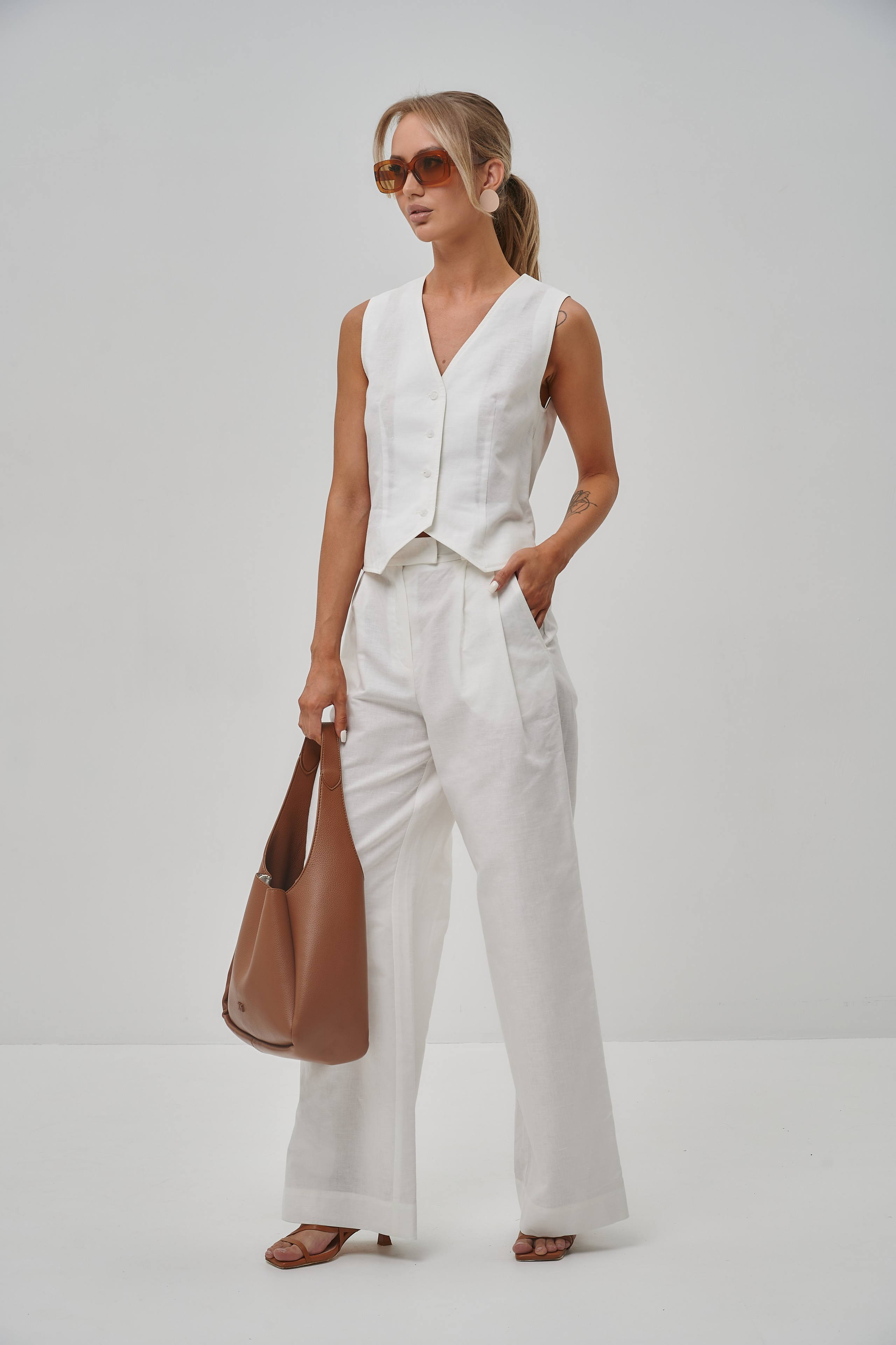 Каталог одежды. Контент фотограф в Саратове и Москве Дима Савельев