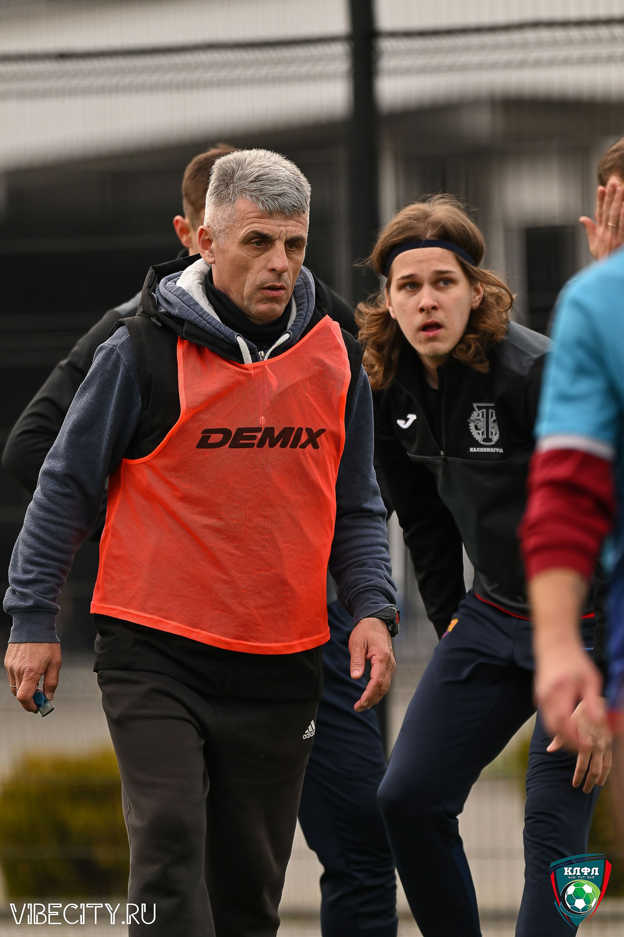 XX ЧЕМПИОНАТ КАЛИНИНГРАДСКОЙ ЛФЛ КАНЦМАРКЕТ39 сезона 2024–2025 гг. VIBECITY.RU Вайб Сити Ру Фоторепортажи Фотоотчеты Калининград