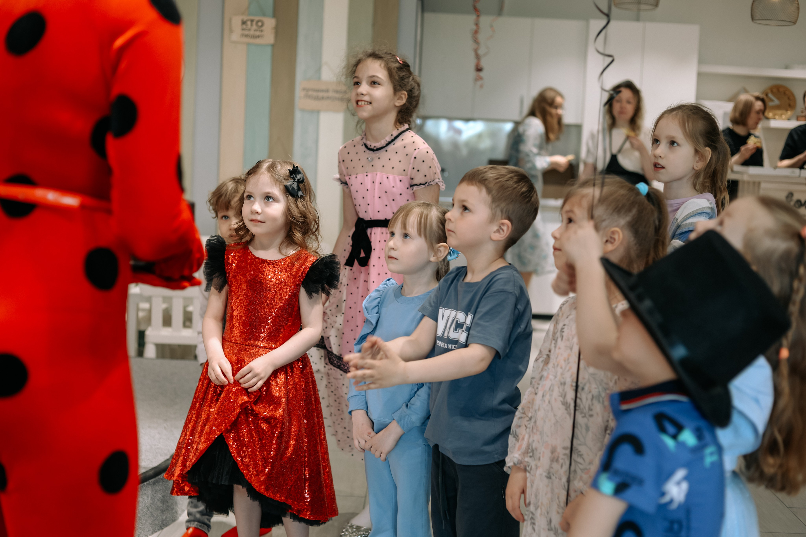 Лиза 5 лет. Лофт Место. Фотограф Диана Воробьева Нижний Новгород
