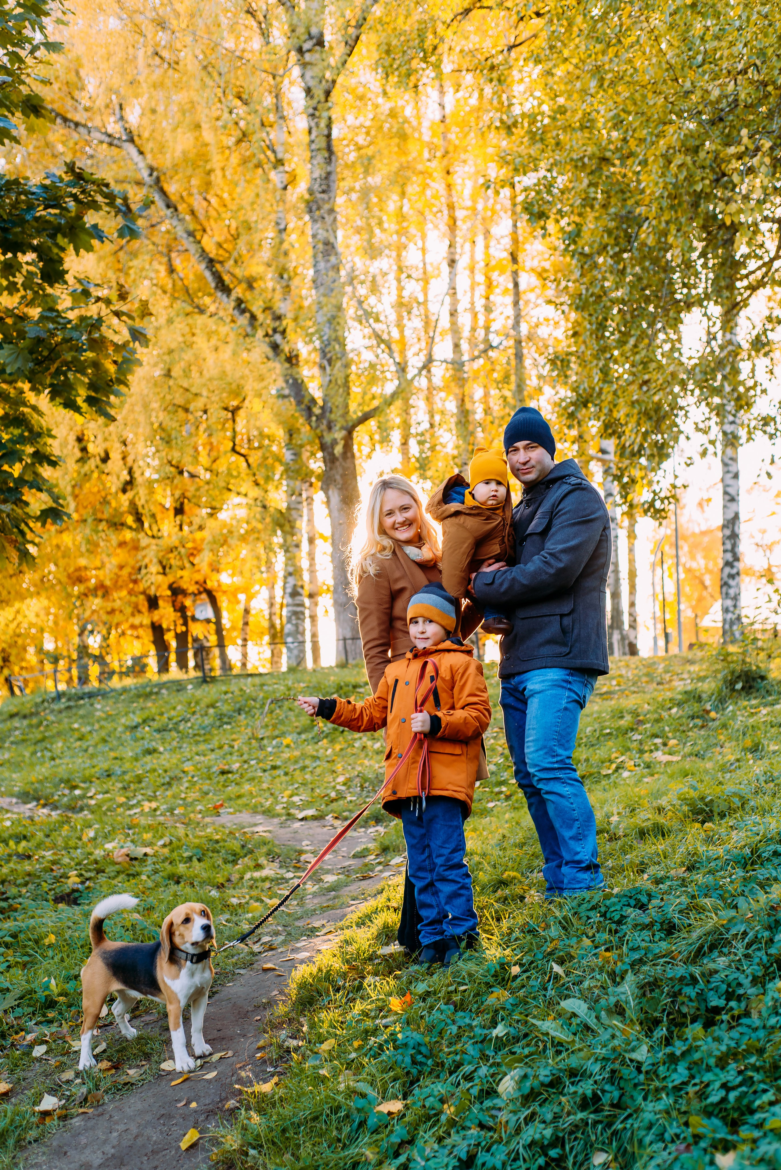 Ольга с семьей. Осенняя серия. Детский и семейный фотограф Эльмира Веселова