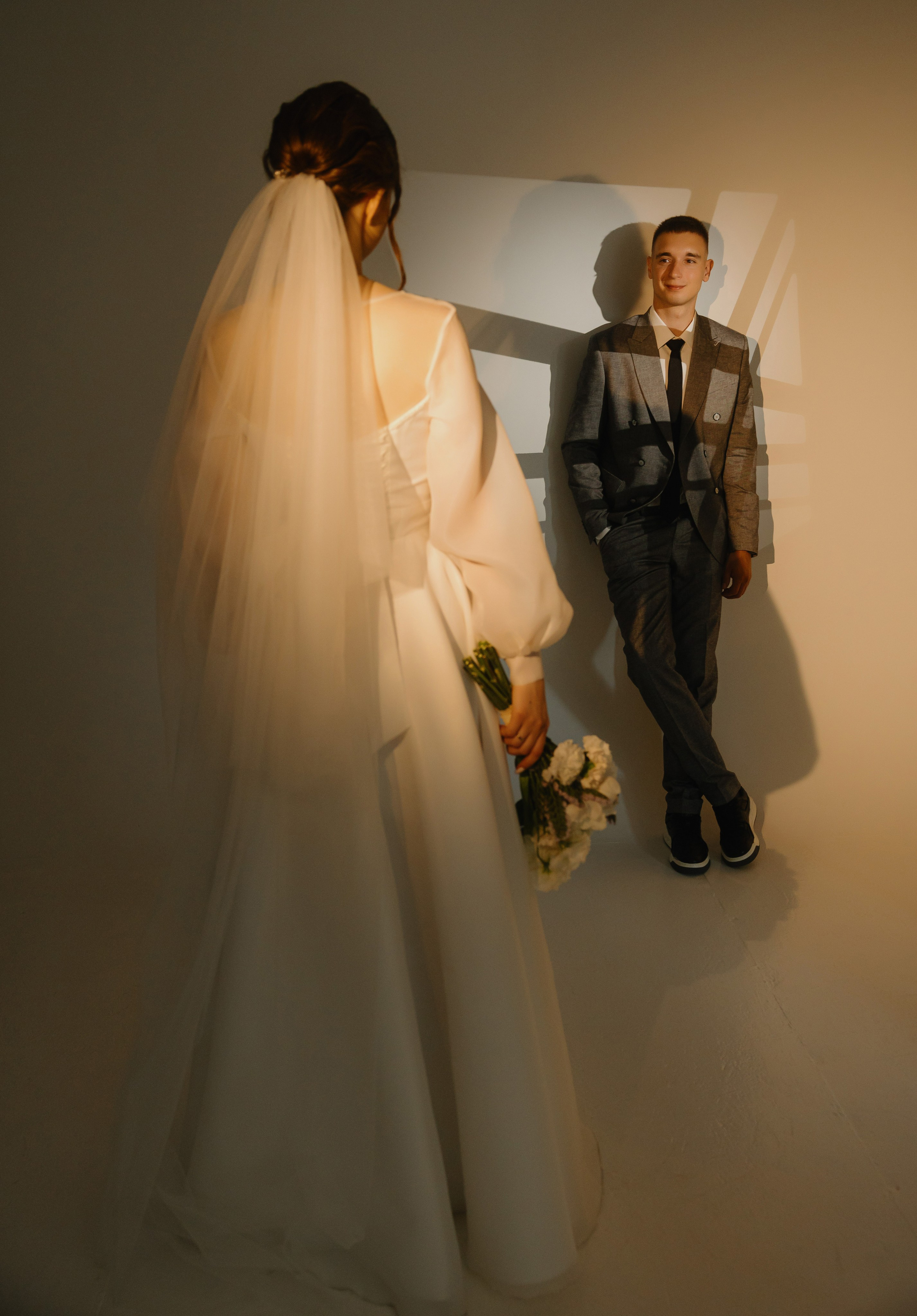 Максим и Карина. Фотограф Петров Александр Свадьбы, Съемка в студии, Выпускные альбомы г. Балашов