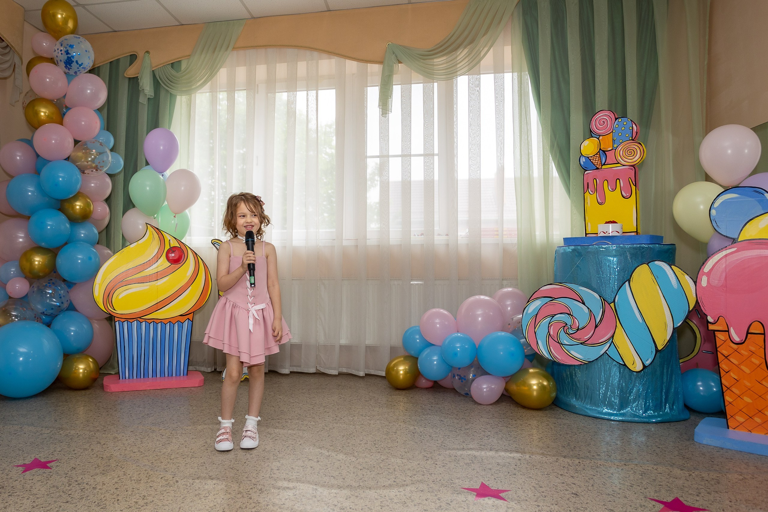 Выпускной Детский сад, 2 часа, 8000. Выпускные альбомы Майкоп, Краснодар Елена Золотарева