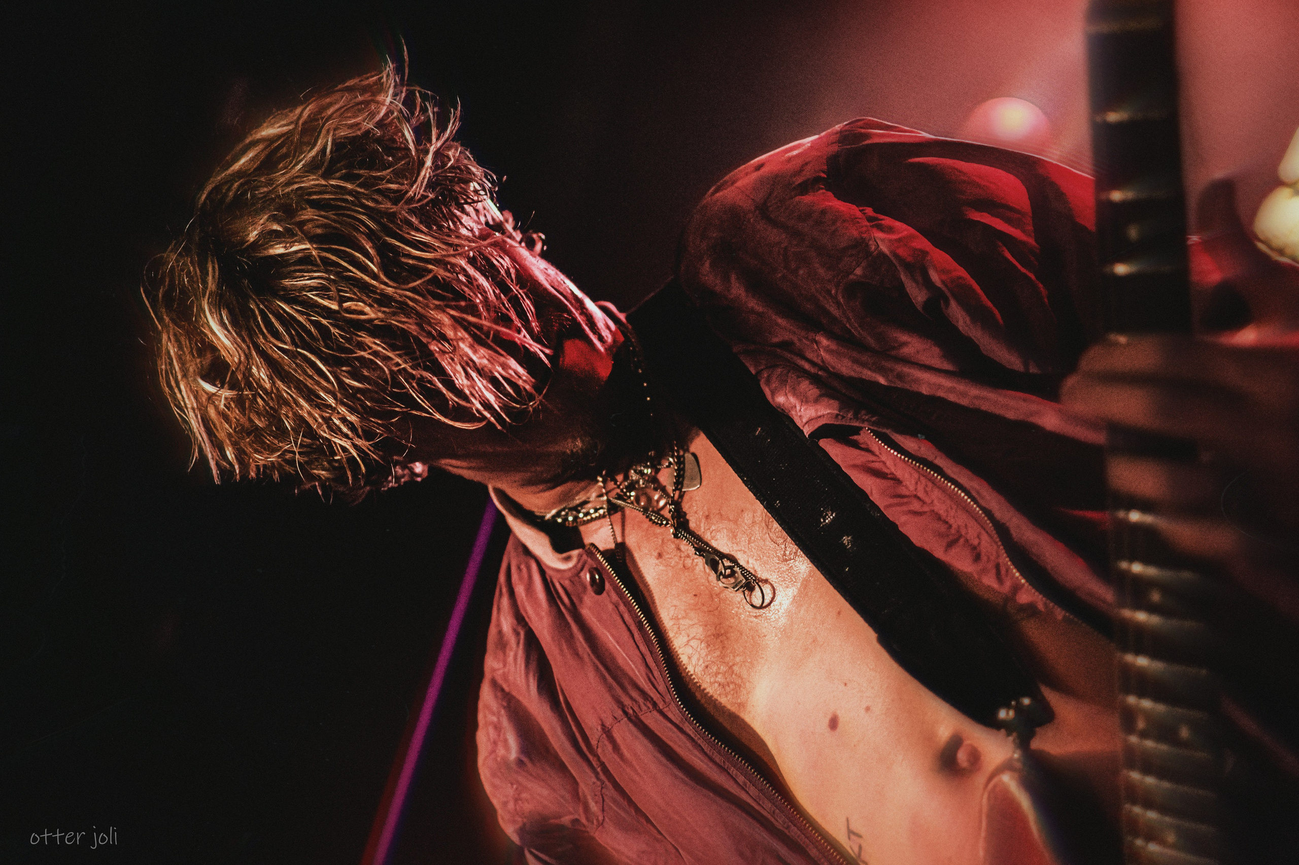 Сергей Горошко и Chili Cheese | 16 Тонн. Концертный репортёр Валерия Сафина