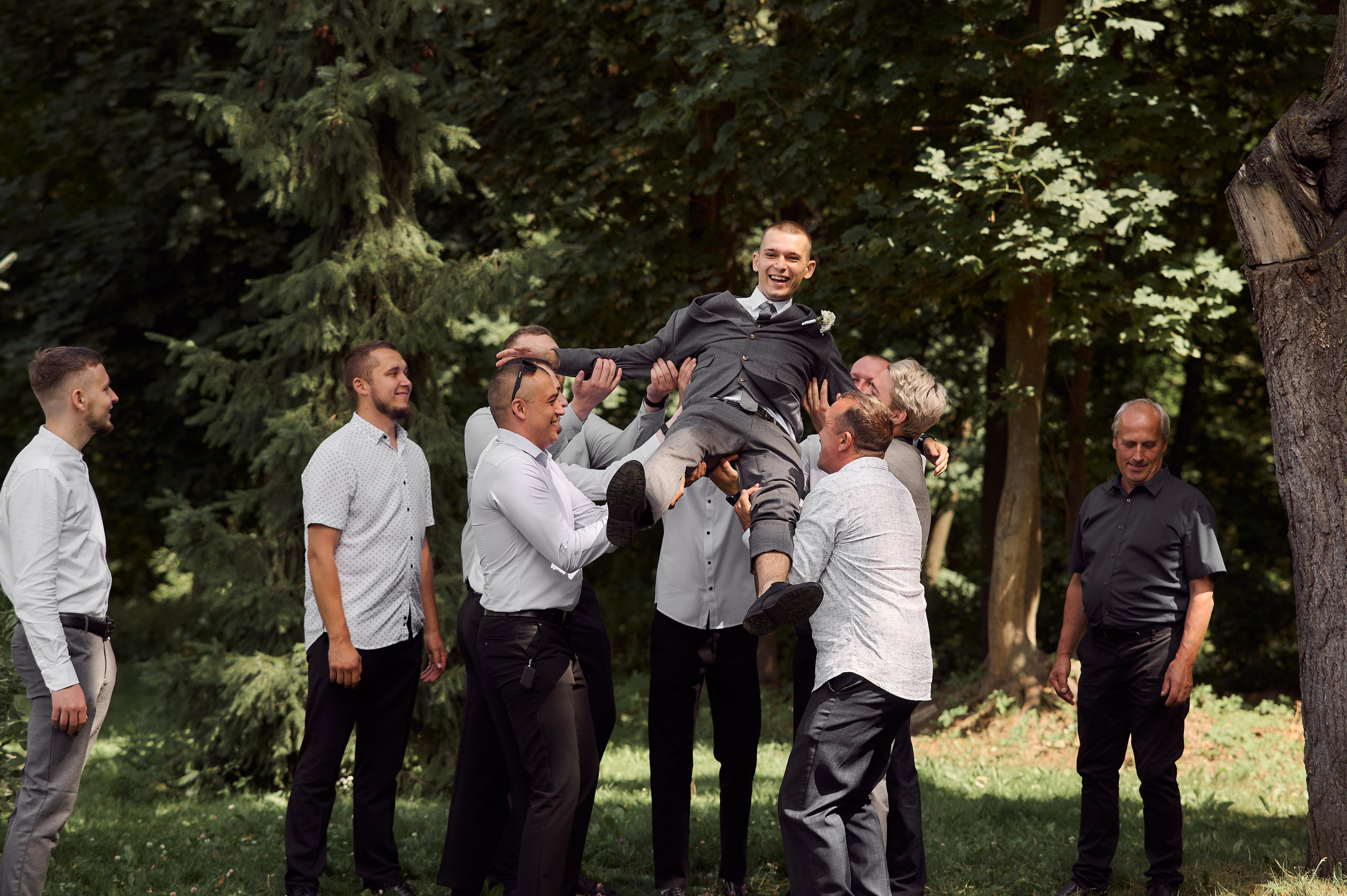 Свадебная фотосессия в Платоновском парке Тула. Свадебный фотограф в Туле Никита Беляев