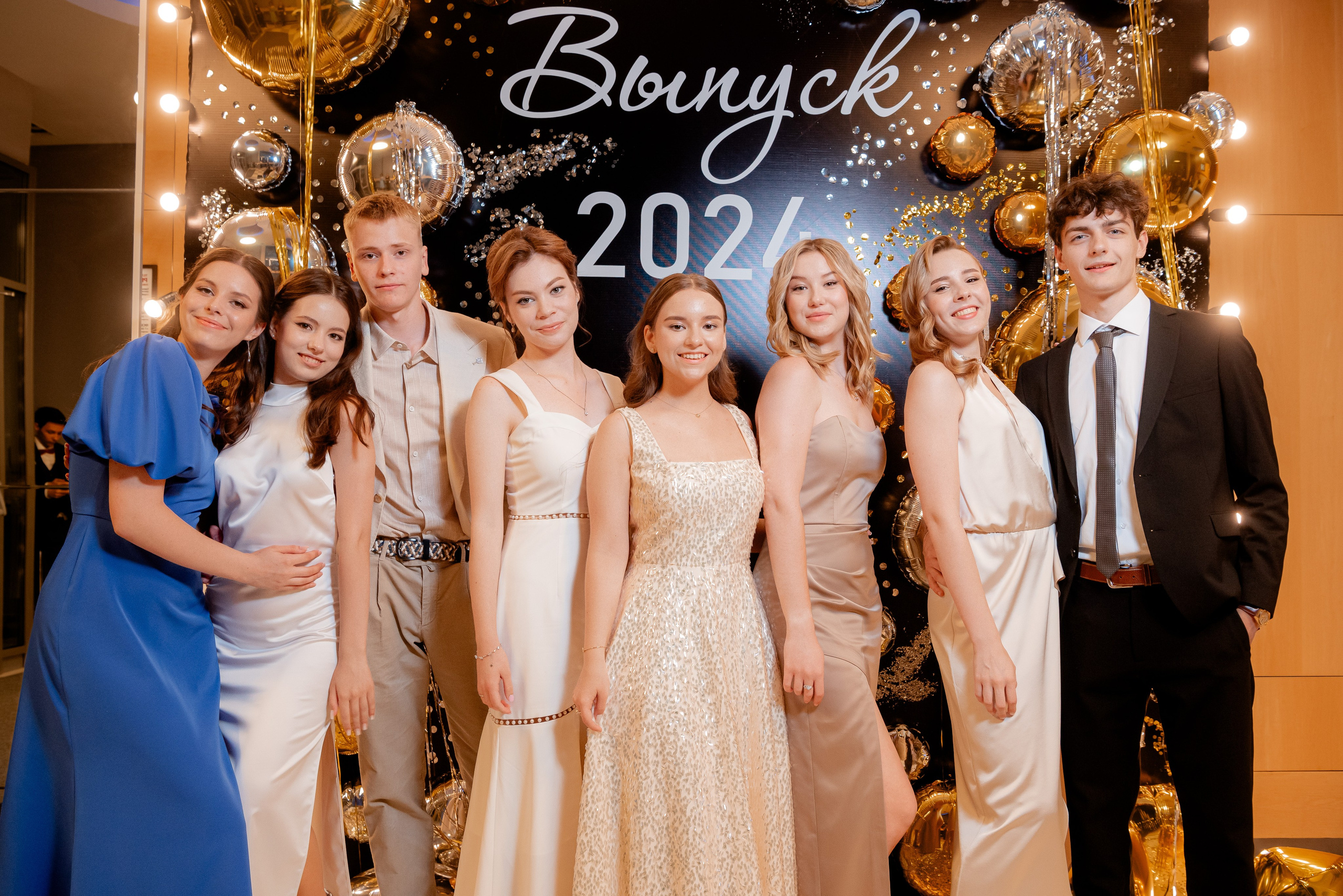 5 Лицей. Вручение и Банкет. Музкомедия и Сити Холл. Фотограф в Волгограде и Волжском Александр Горбань