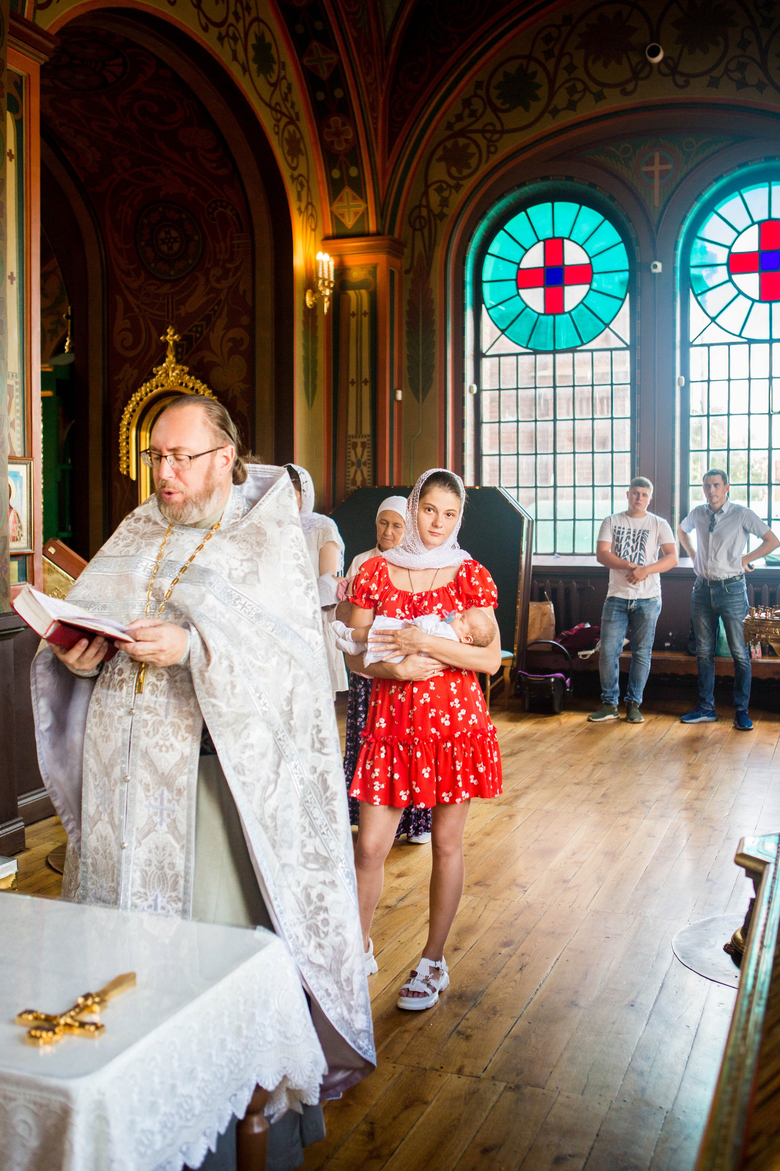 Крещение Надежды. Свято-Троицкий собор. Свадебный семейный и детский фотограф в Краснодаре Карина Федоровская