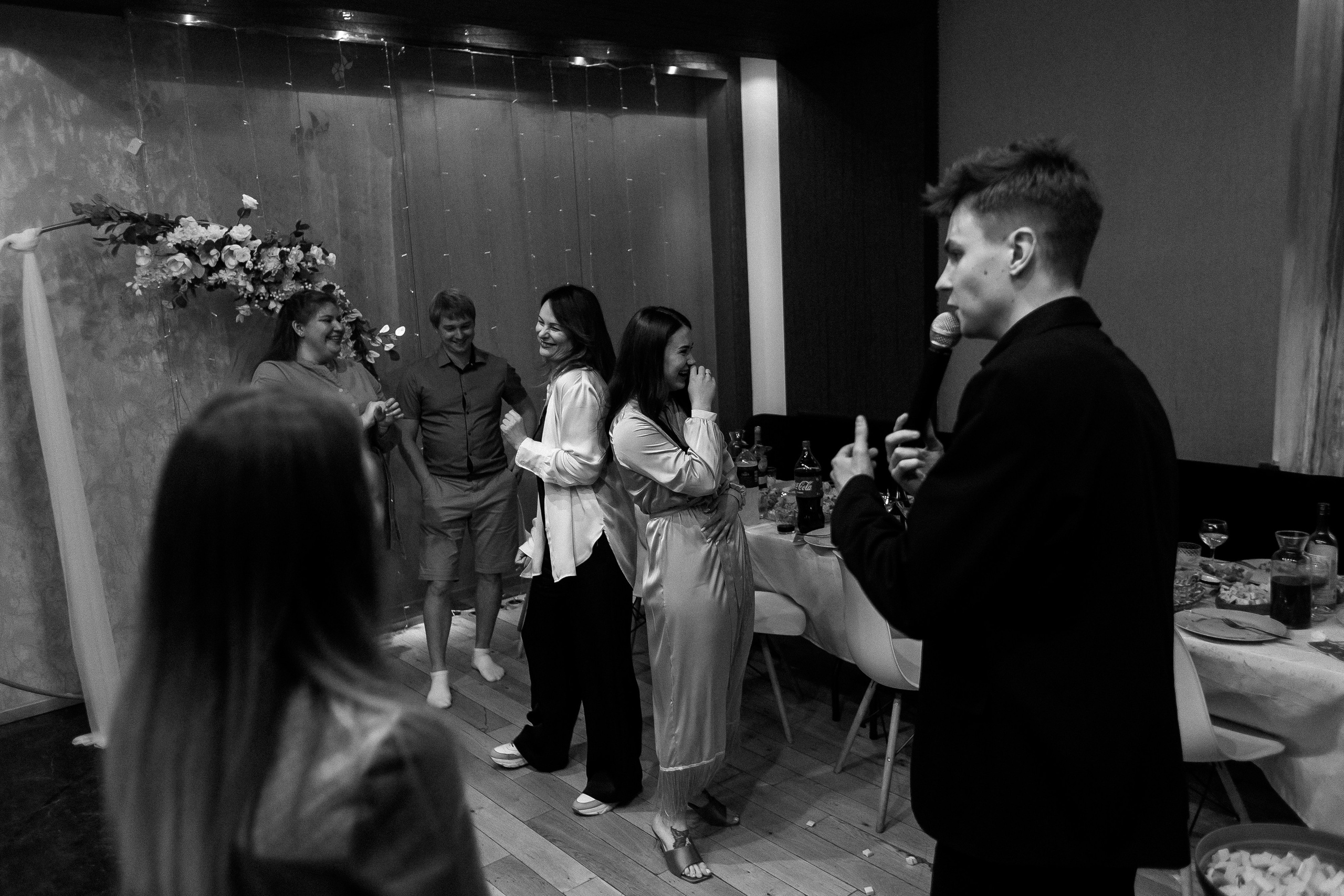 Мероприятие в кругу друзей — гуд найт шоу. Свадебный фотограф в Нижнем Новгороде Генеральская Ира