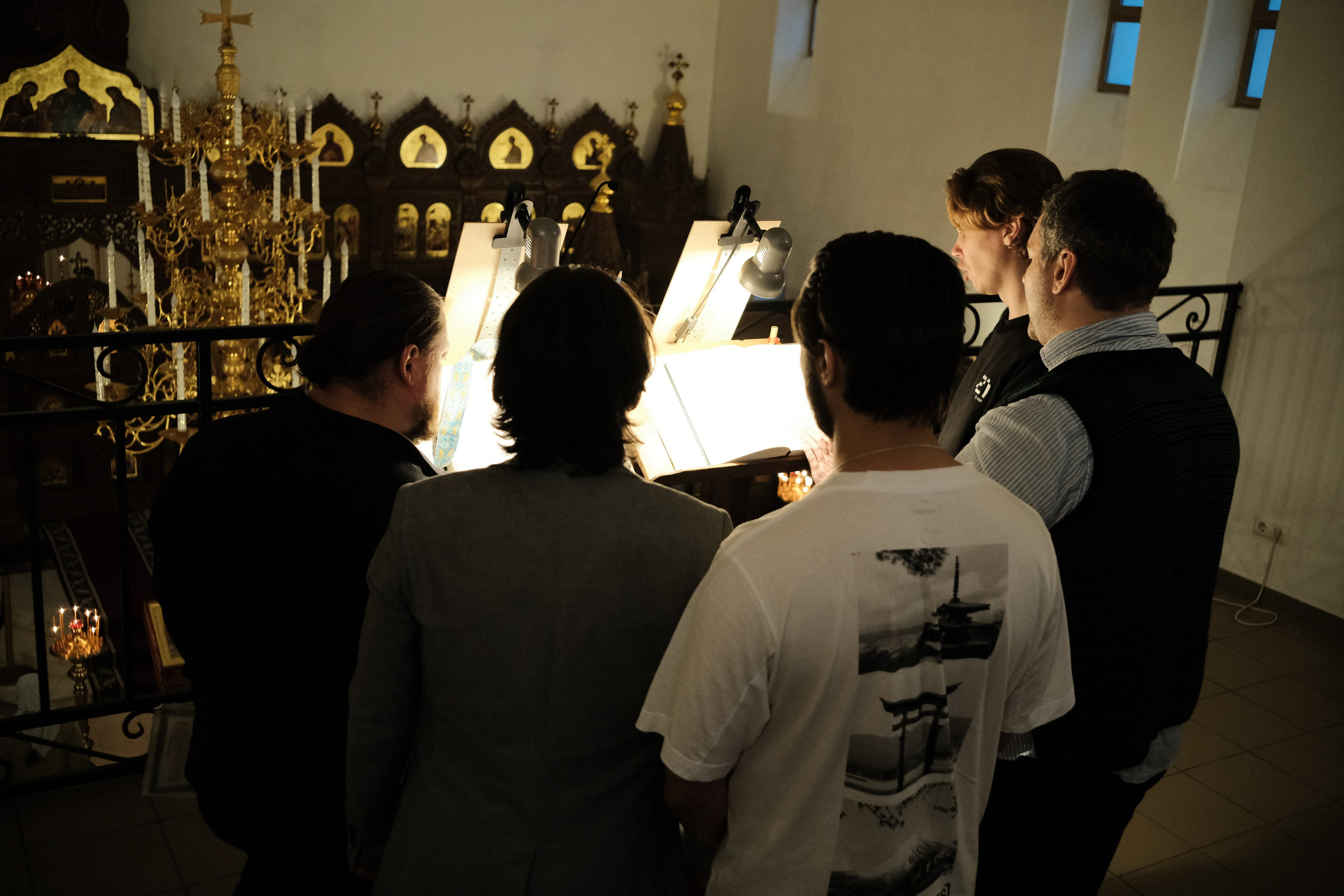 Храм Спиридона, епископа Тримифунтского. Илья Варакин — Кинематографичный фотограф в Москве. Съемки с душой и эстетикой пленки. Готовые фото за 2 дня