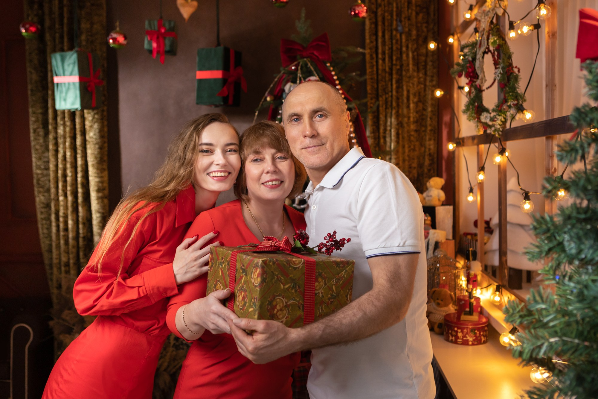 Семейная фотосессия в подарок. Фотограф в Оренбурге. Профессиональный фотограф